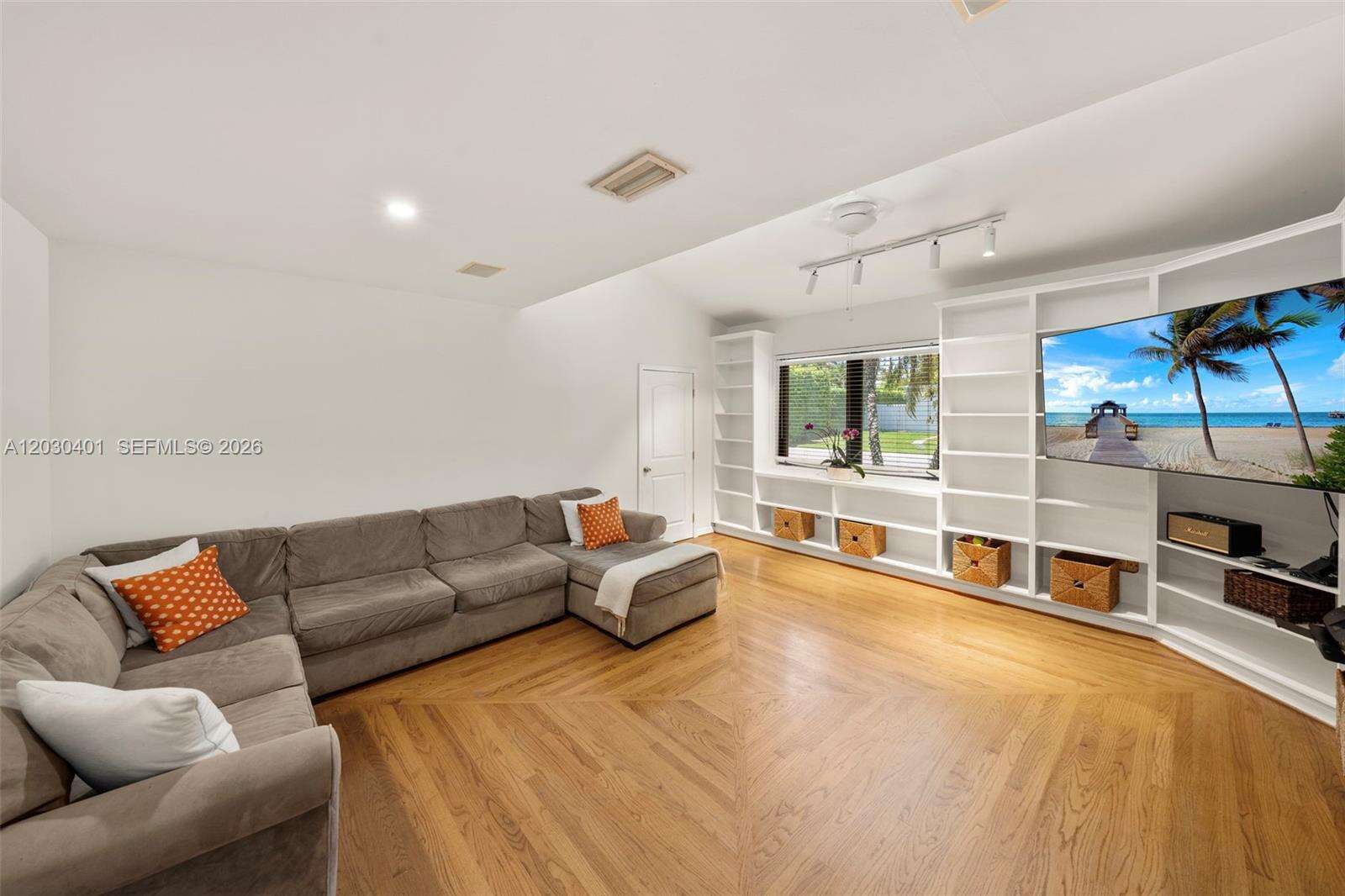 5860 Pine Tree Dr, Miami Beach, FL 33140 - For Sale photo 47