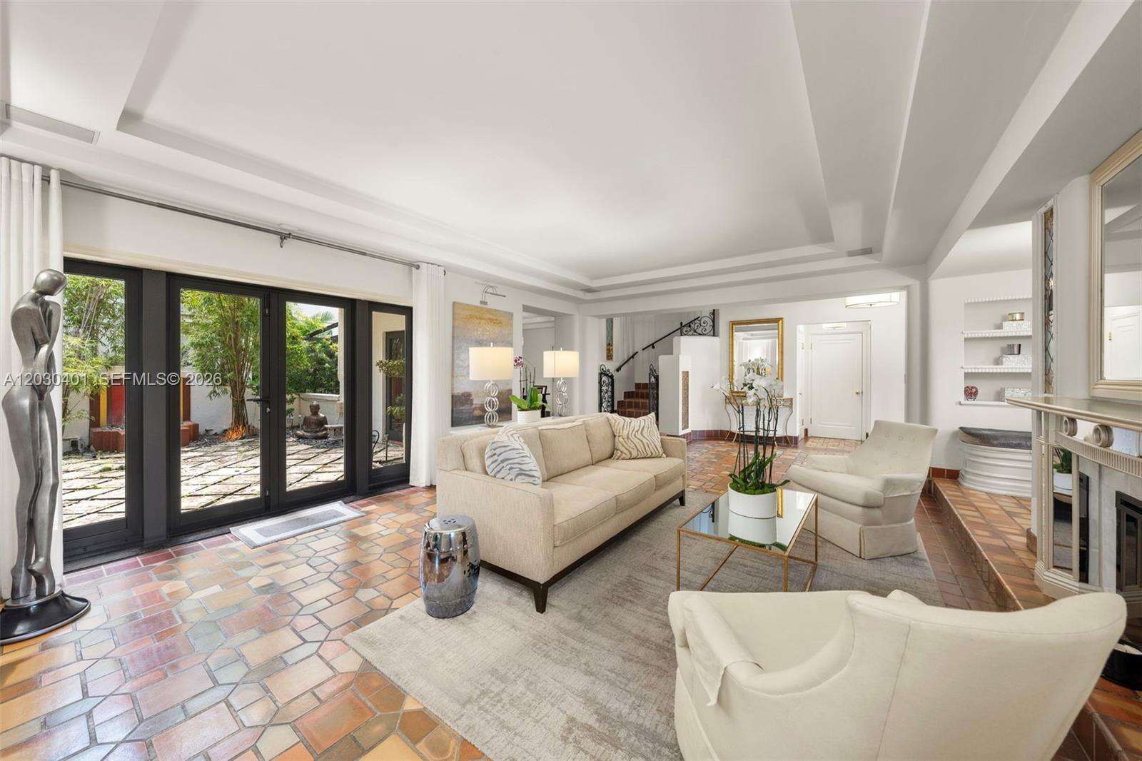 5860 Pine Tree Dr, Miami Beach, FL 33140 - For Sale photo 6