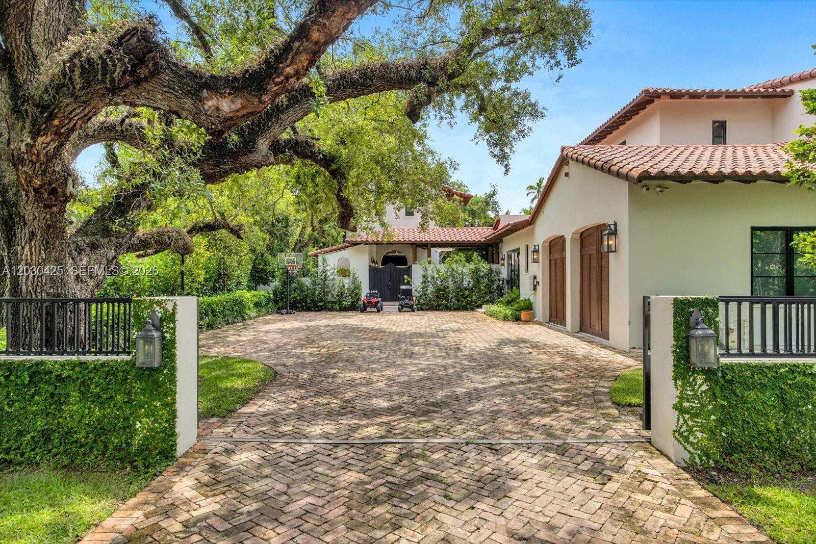 545 San Antonio Ave, Coral Gables, FL 33146 - For Sale photo 5