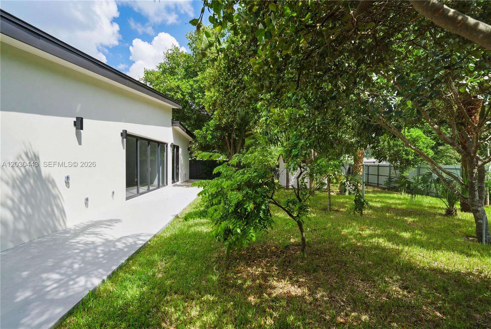 131 Miami Gardens Rd, West Park, FL 33023 - For Sale photo 31