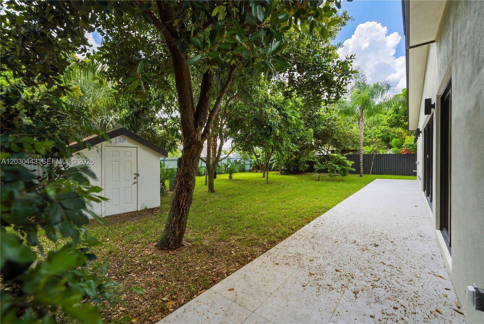 131 Miami Gardens Rd, West Park, FL 33023 - For Sale photo 32