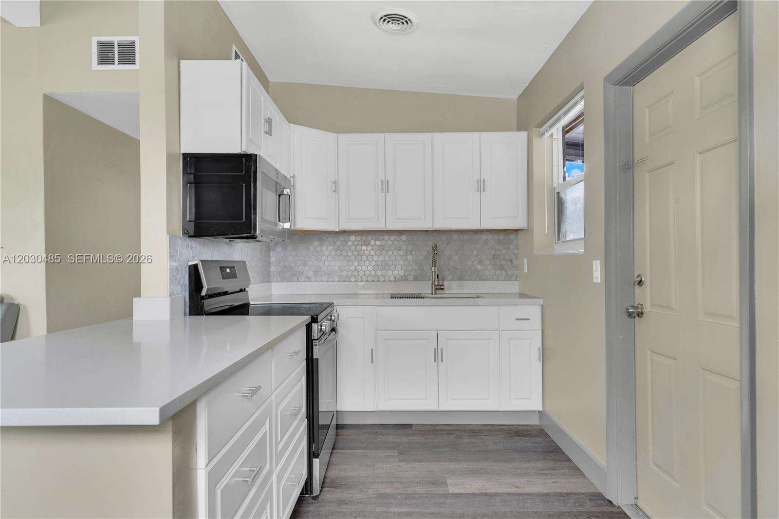 7220 Arthur St, Hollywood, FL 33024 - For Sale photo 11