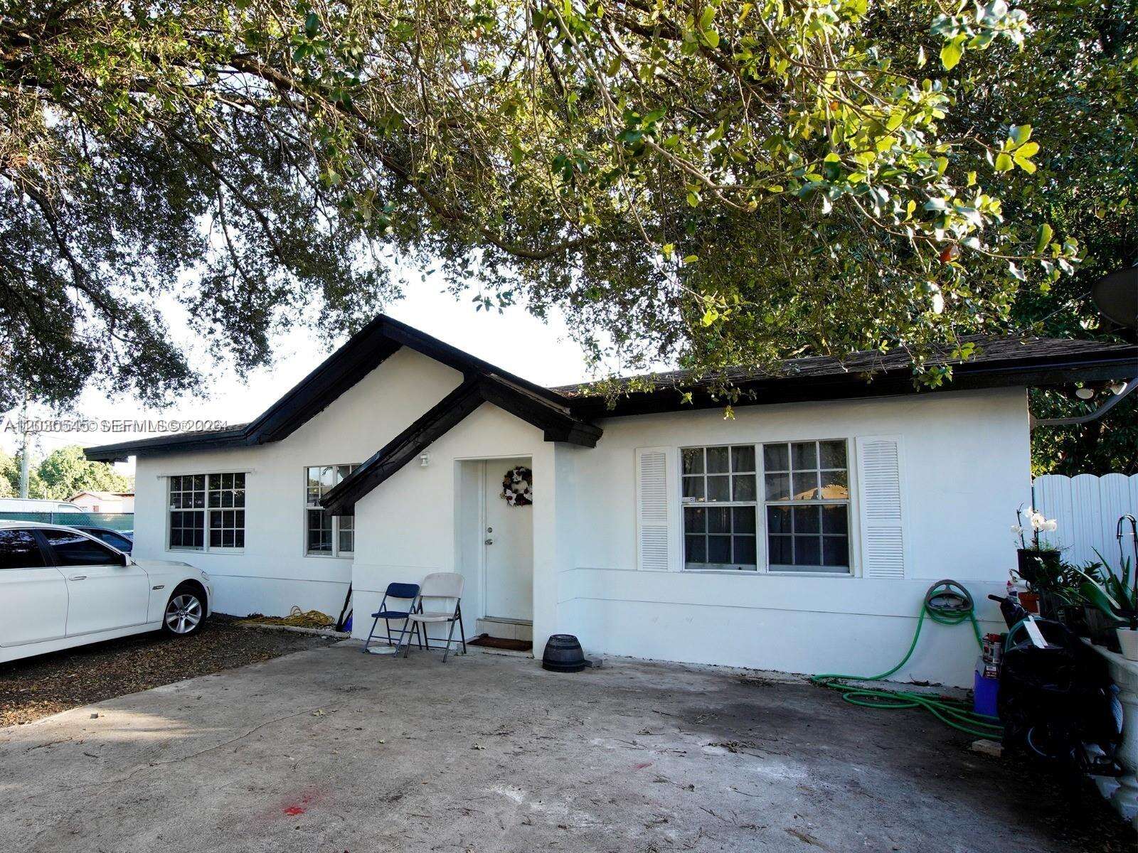 2500 91st St, Miami, FL 33147 - For Sale photo 1