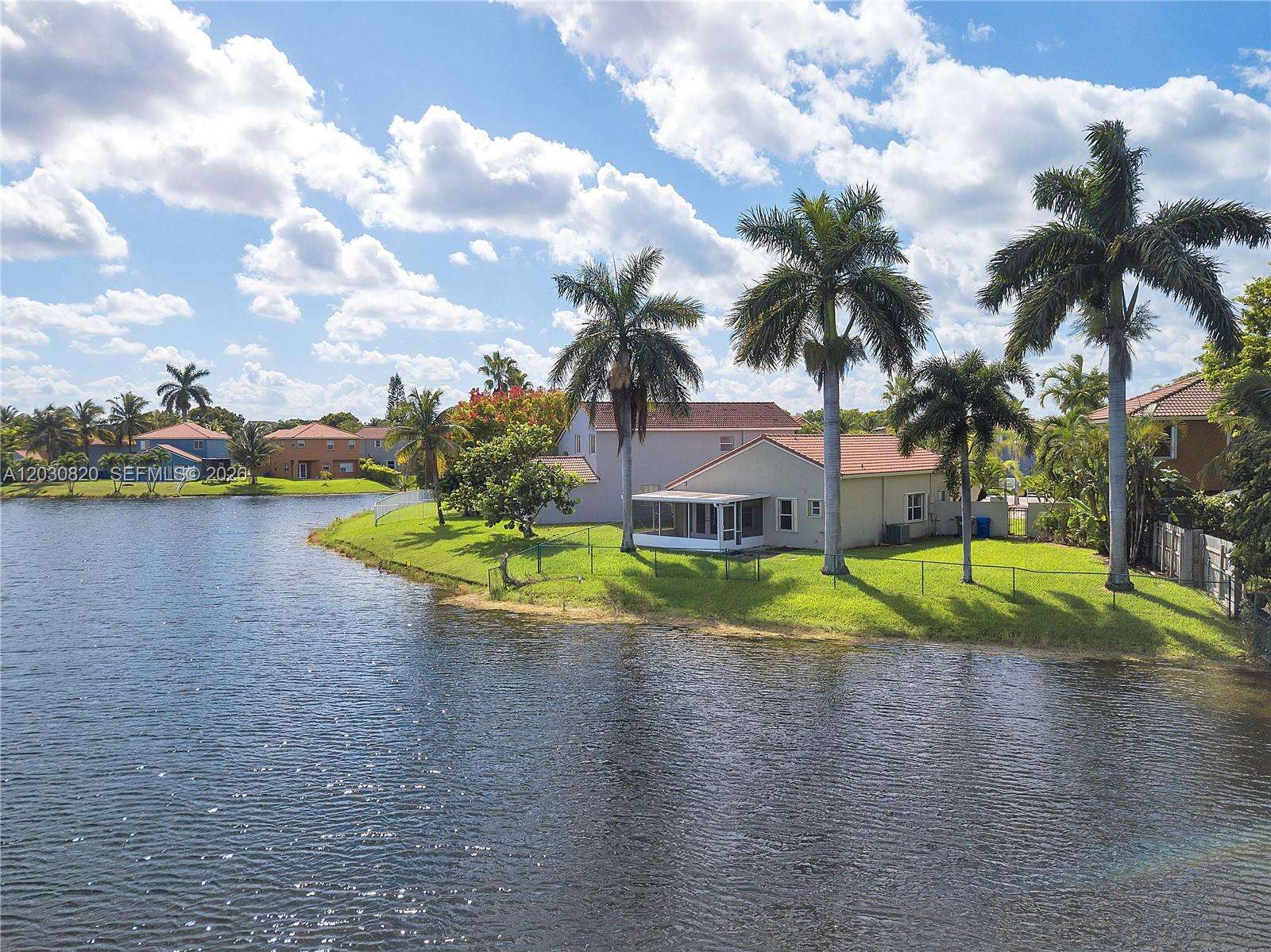10627 7th St, Pembroke Pines, FL 33026 - For Sale photo 13