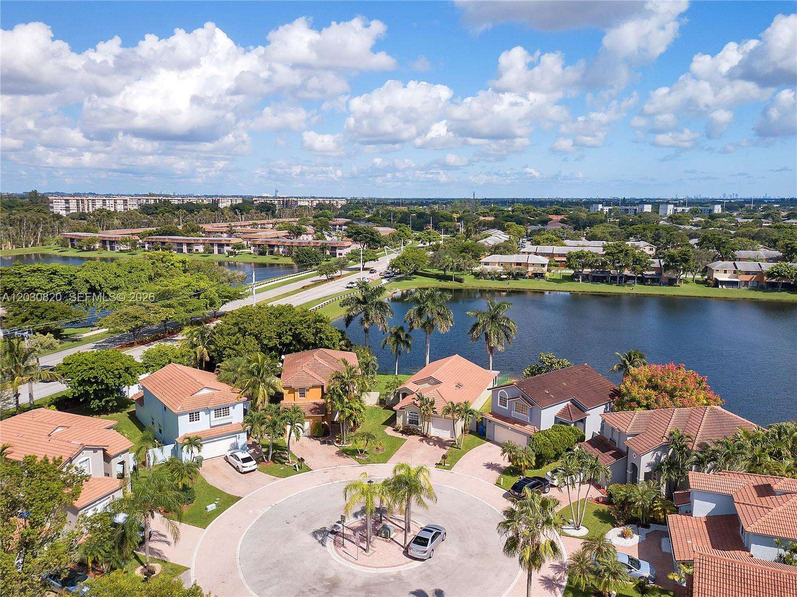 10627 7th St, Pembroke Pines, FL 33026 - For Sale photo 25