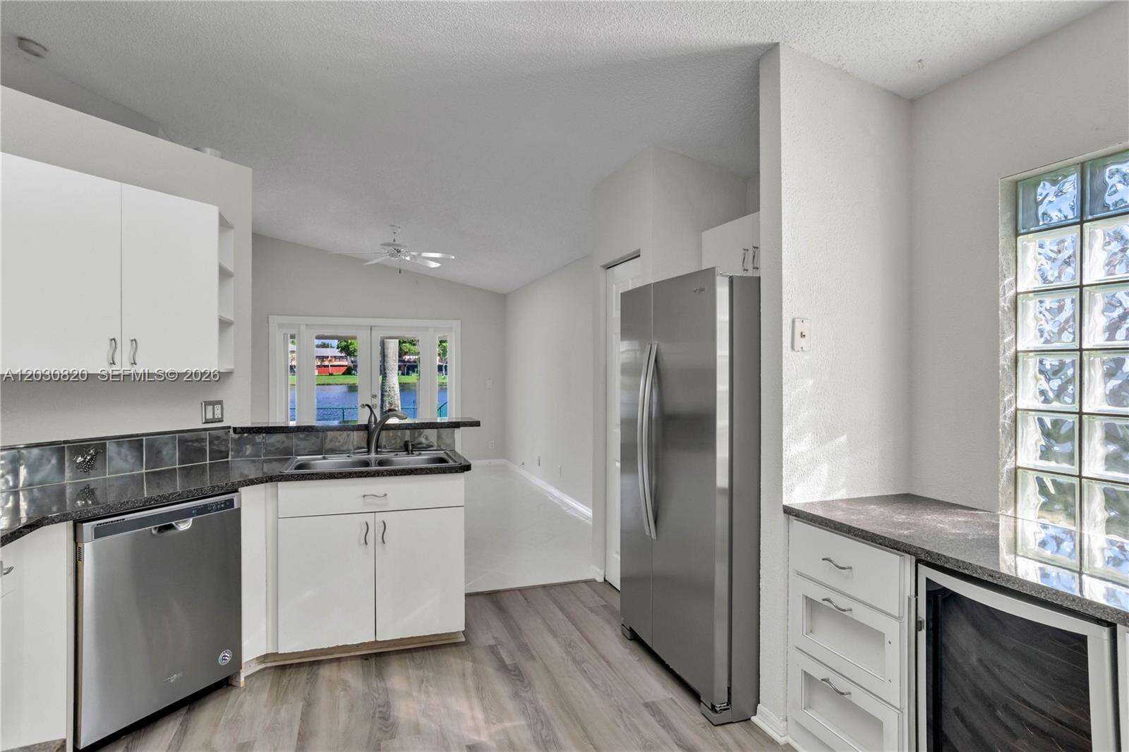 10627 7th St, Pembroke Pines, FL 33026 - For Sale photo 6