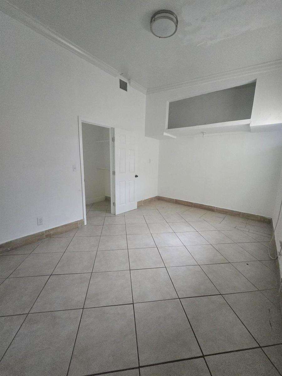 6209 Grant, Hollywood, FL 33024 - For Sale photo 6