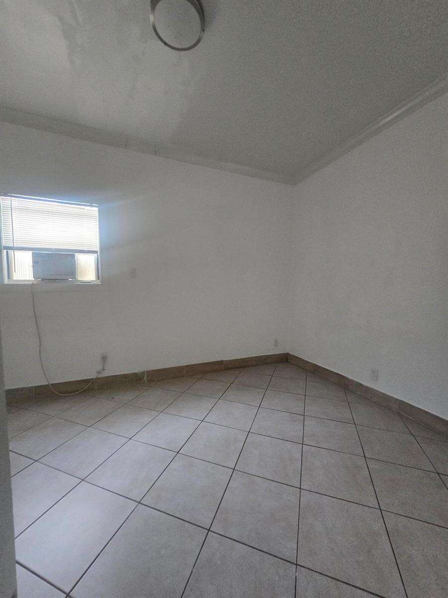 6209 Grant, Hollywood, FL 33024 - For Sale photo 7