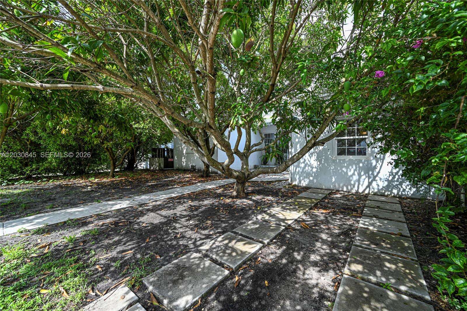 8942 Carlyle Ave, Surfside, FL 33154 - For Sale photo 3