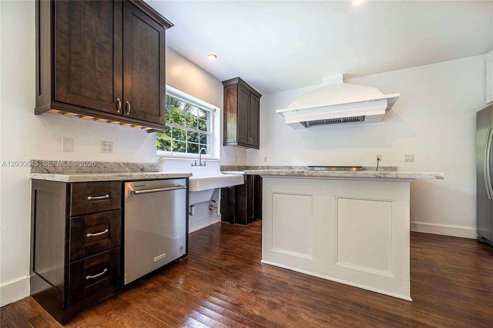 8942 Carlyle Ave, Surfside, FL 33154 - For Sale photo 23