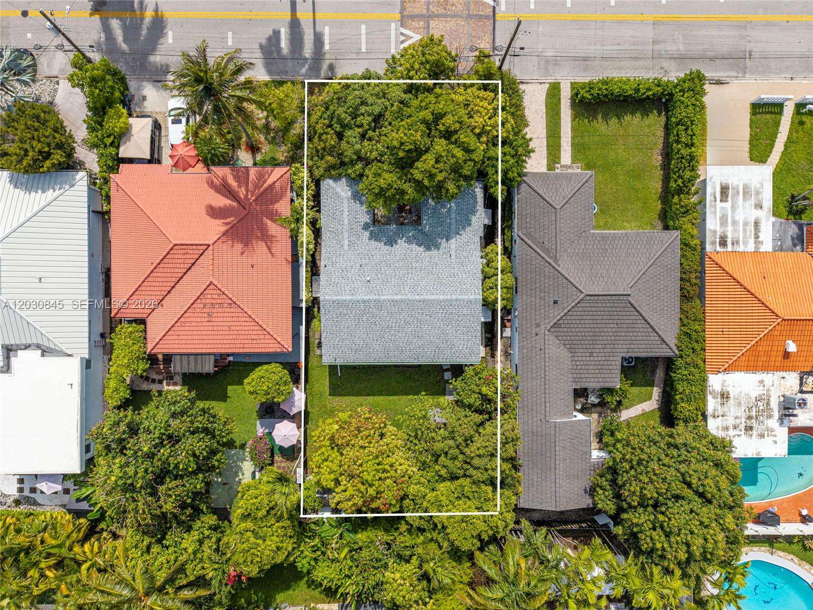 8942 Carlyle Ave, Surfside, FL 33154 - For Sale photo 6