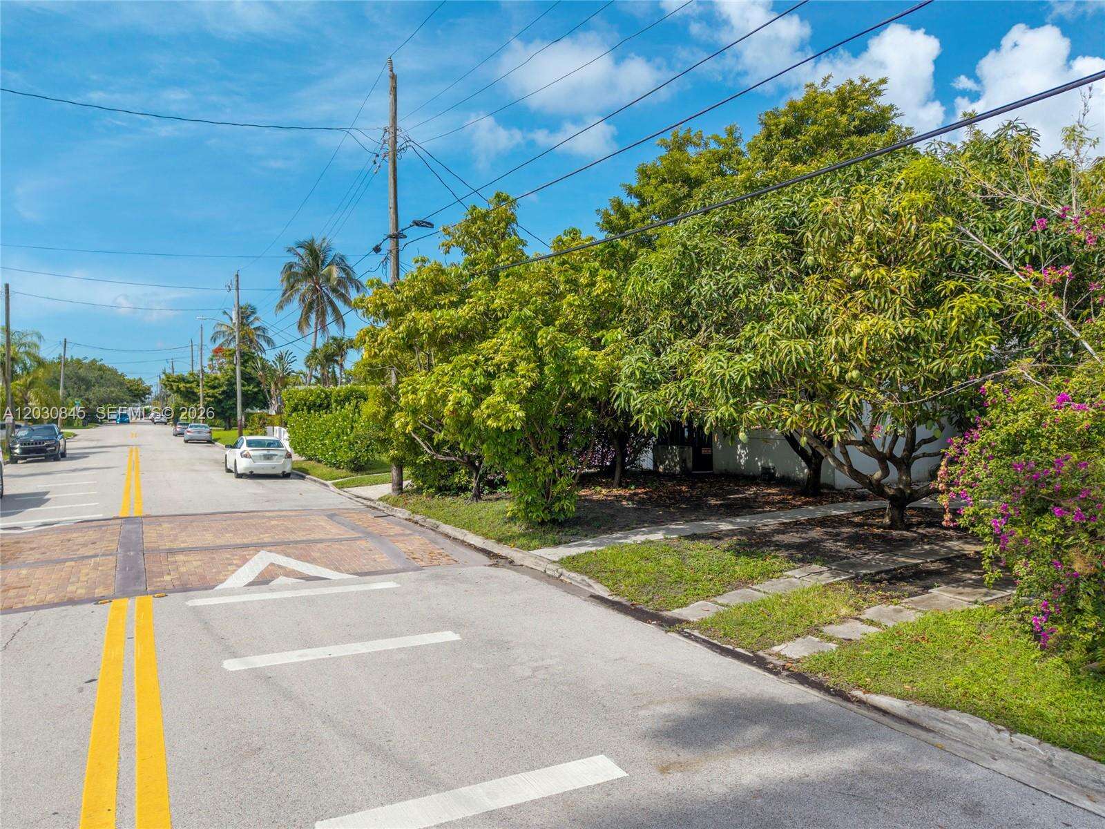 8942 Carlyle Ave, Surfside, FL 33154 - For Sale photo 7