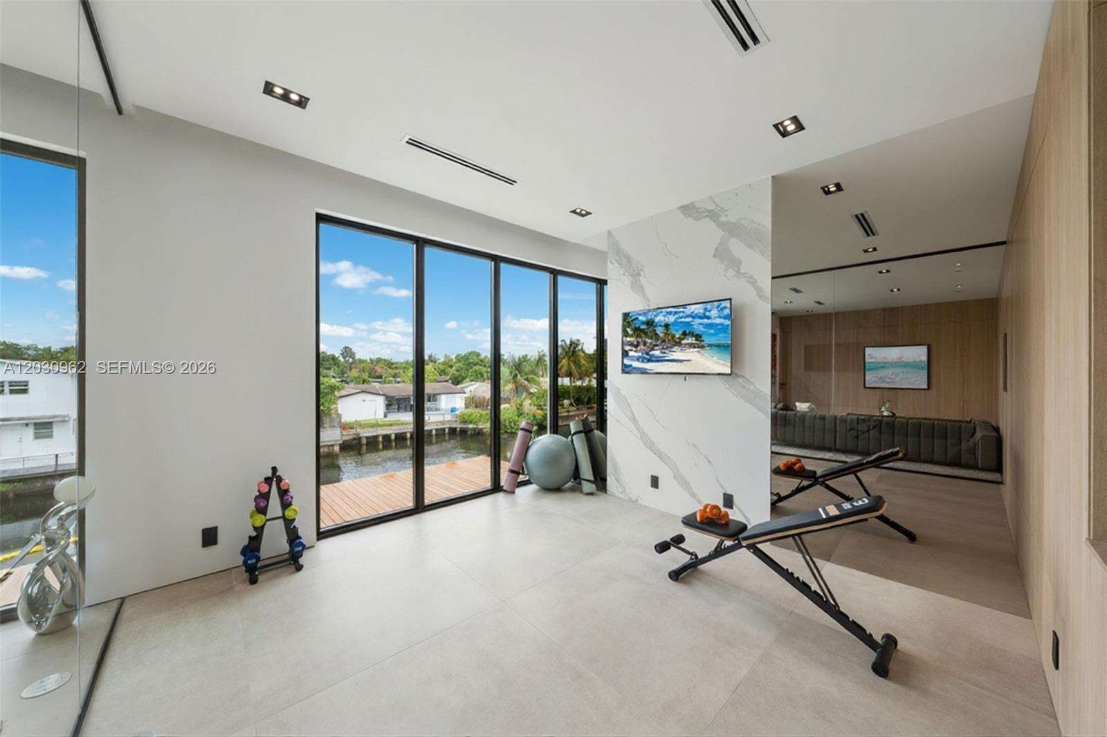 2380 196th St, Miami, FL 33180 - For Sale photo 35