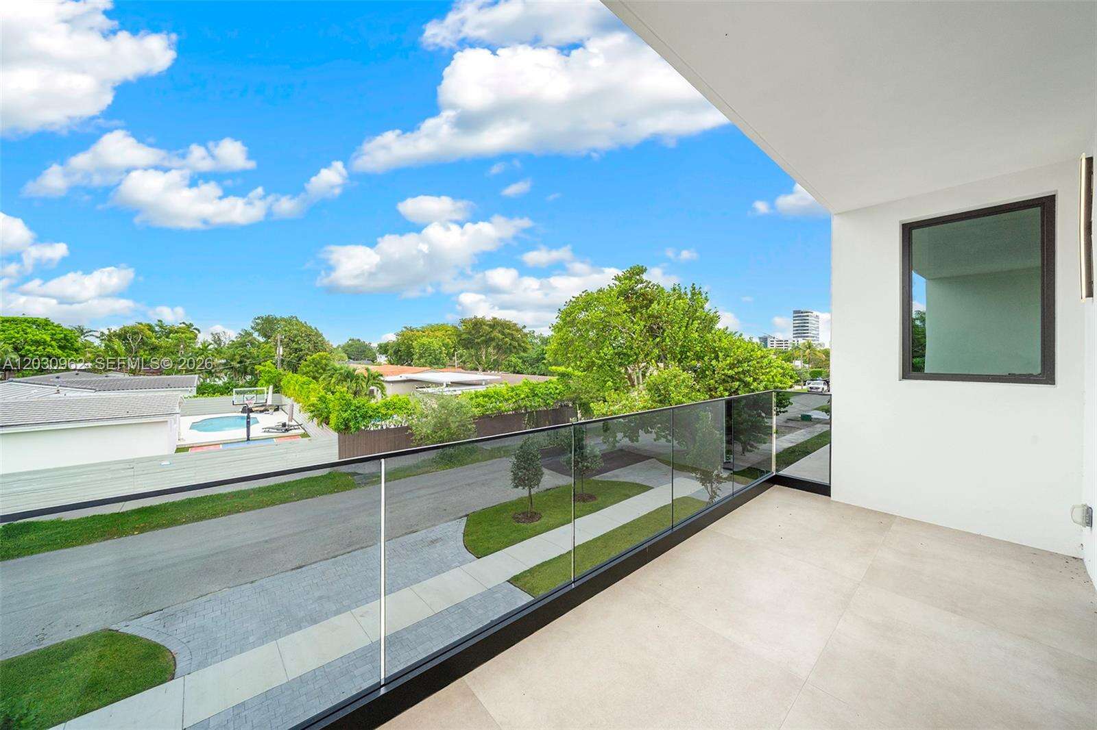 2380 196th St, Miami, FL 33180 - For Sale photo 47