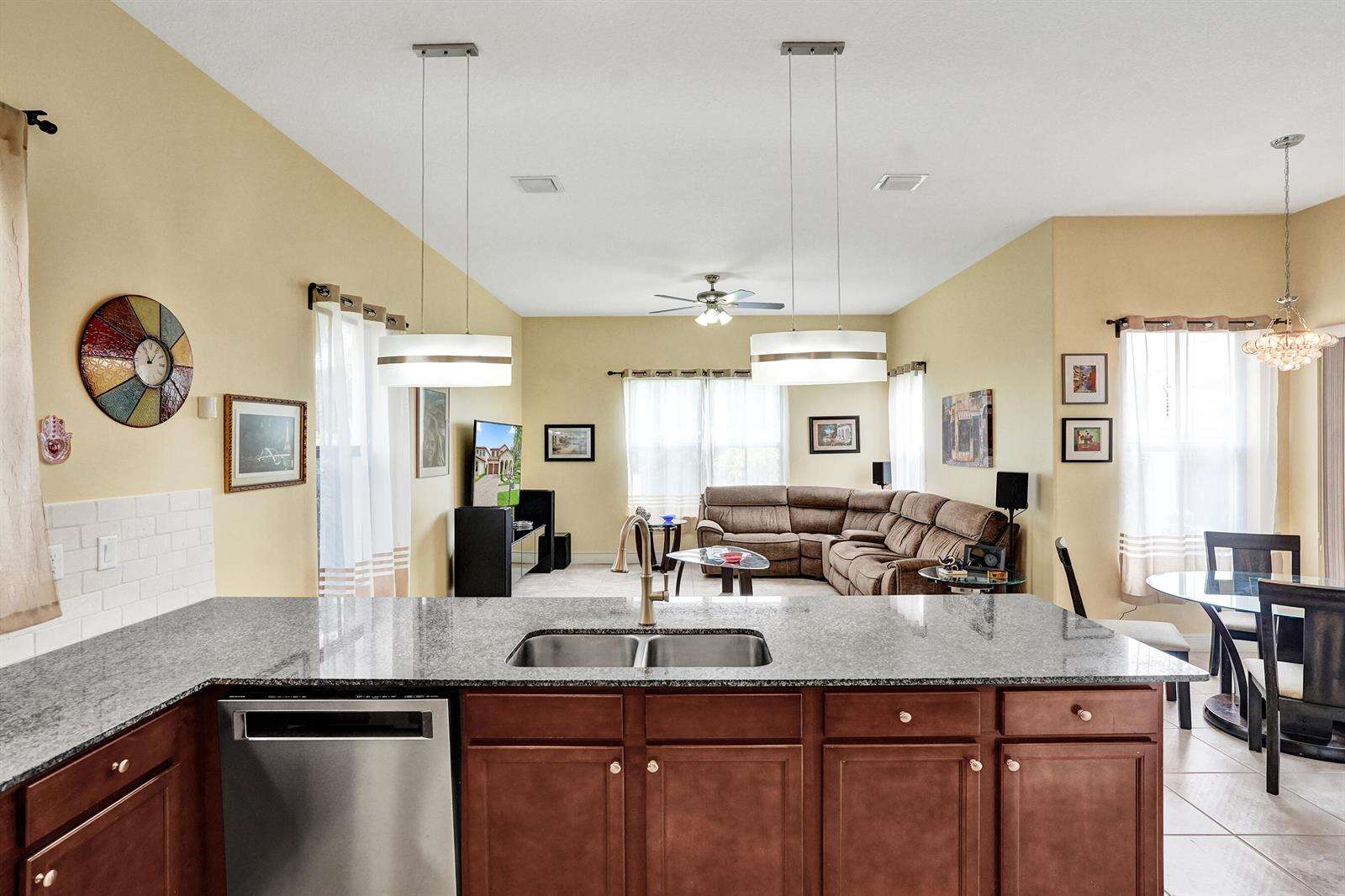 8541 38th, Cooper City, FL 33024 - For Sale photo 13