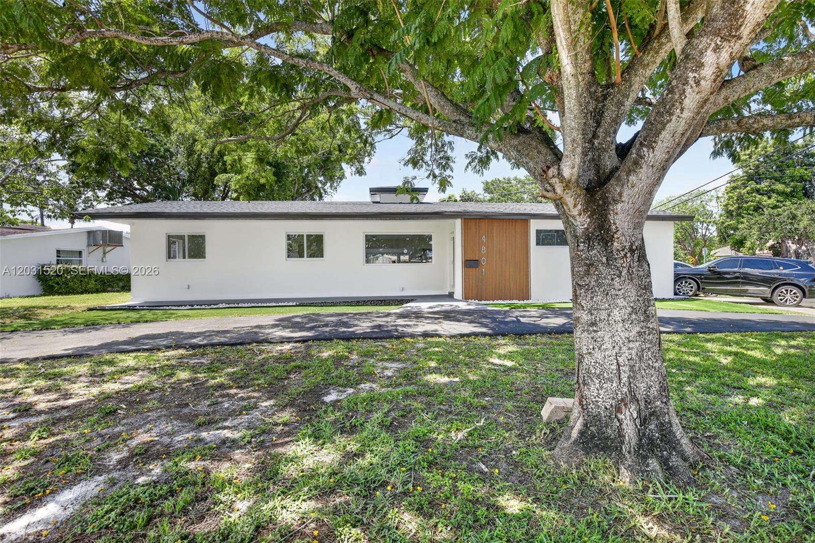 4801 Tyler St, Hollywood, FL 33021 - For Sale photo 3