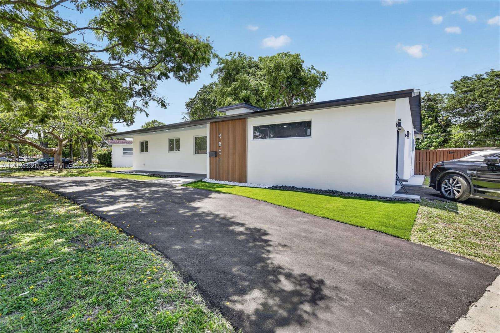 4801 Tyler St, Hollywood, FL 33021 - For Sale photo 5