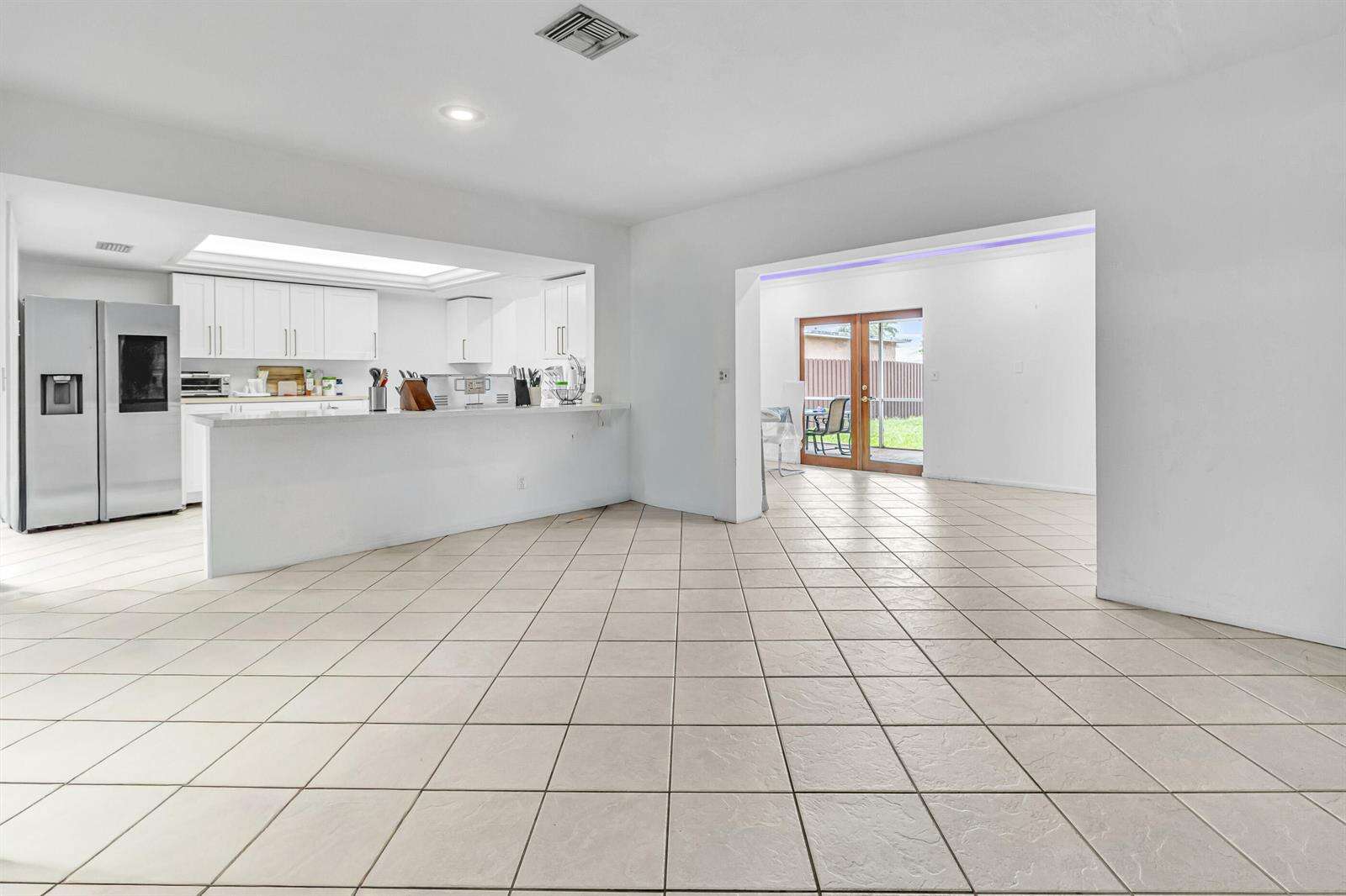 2200 47th, Hollywood, FL 33021 - For Sale photo 7