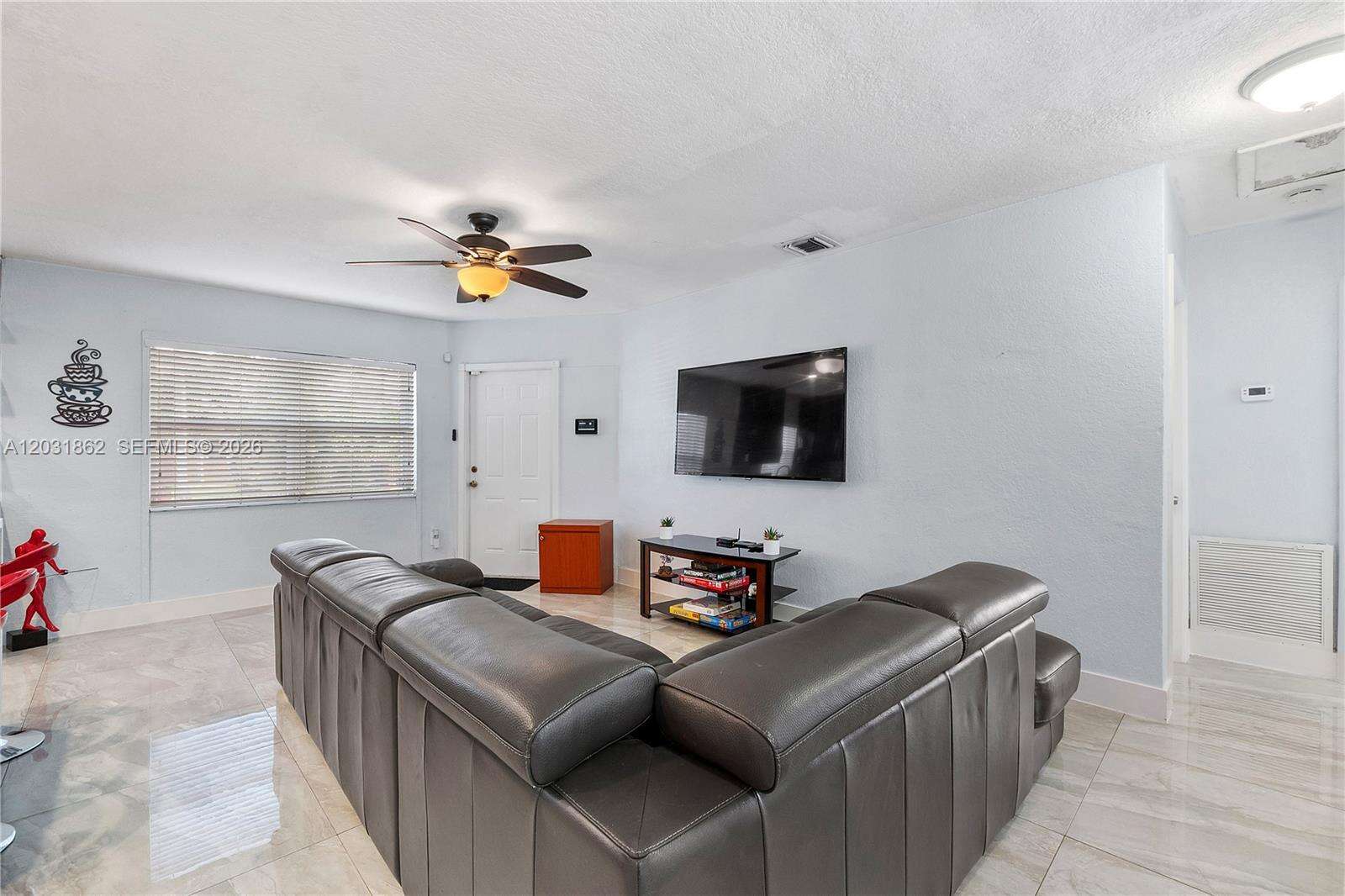 6810 Douglas St, Hollywood, FL 33024 - For Sale photo 12