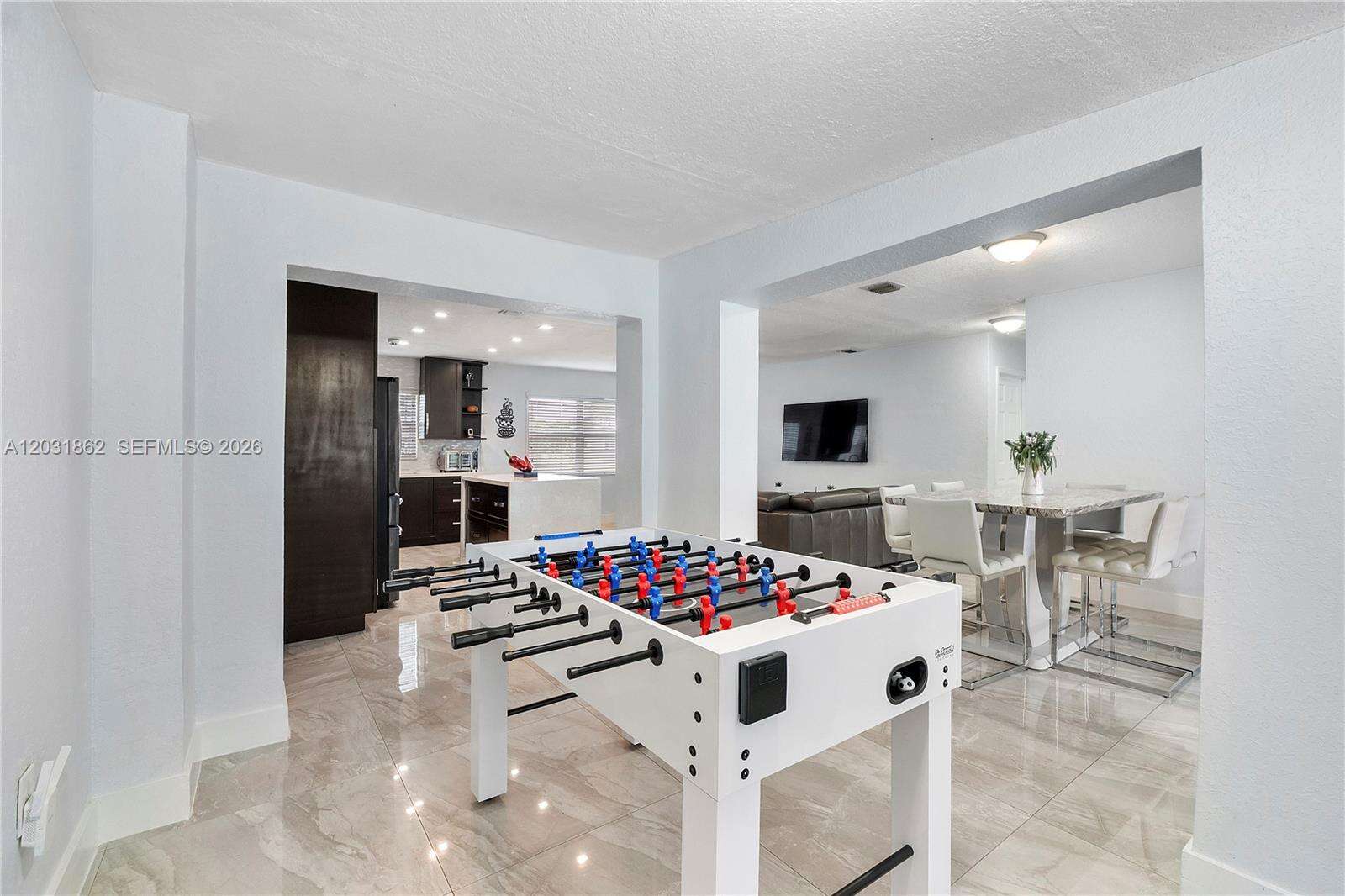 6810 Douglas St, Hollywood, FL 33024 - For Sale photo 8