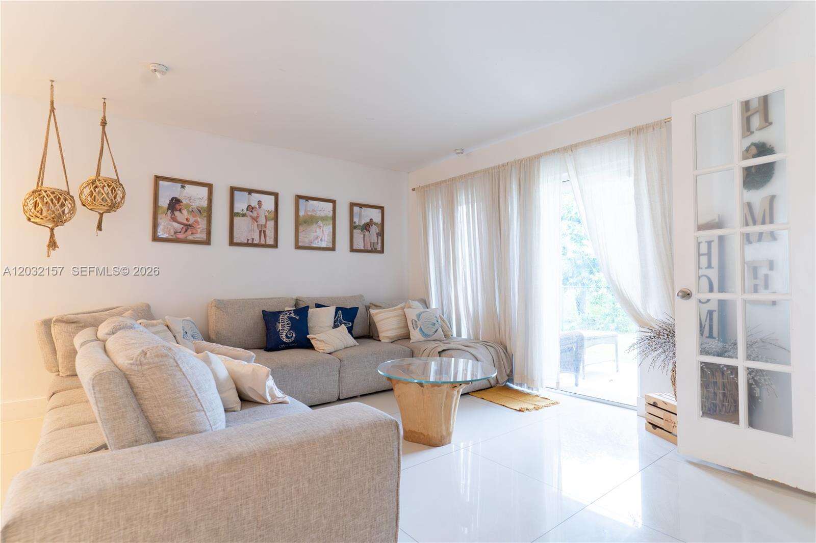 7907 Silverado Cir, Davie, FL 33024 - For Sale photo 2
