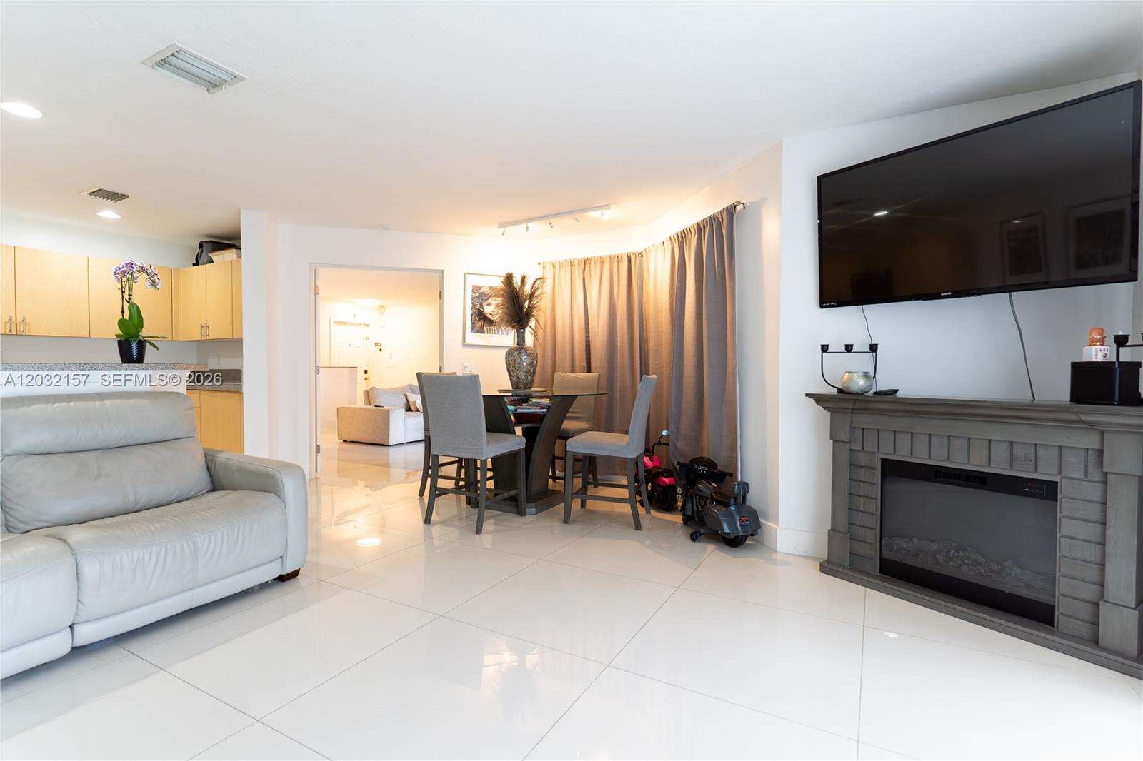 7907 Silverado Cir, Davie, FL 33024 - For Sale photo 20