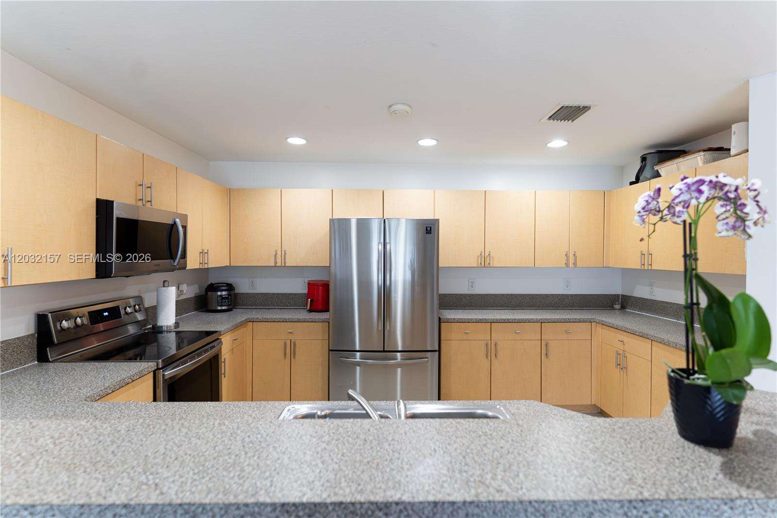 7907 Silverado Cir, Davie, FL 33024 - For Sale photo 3