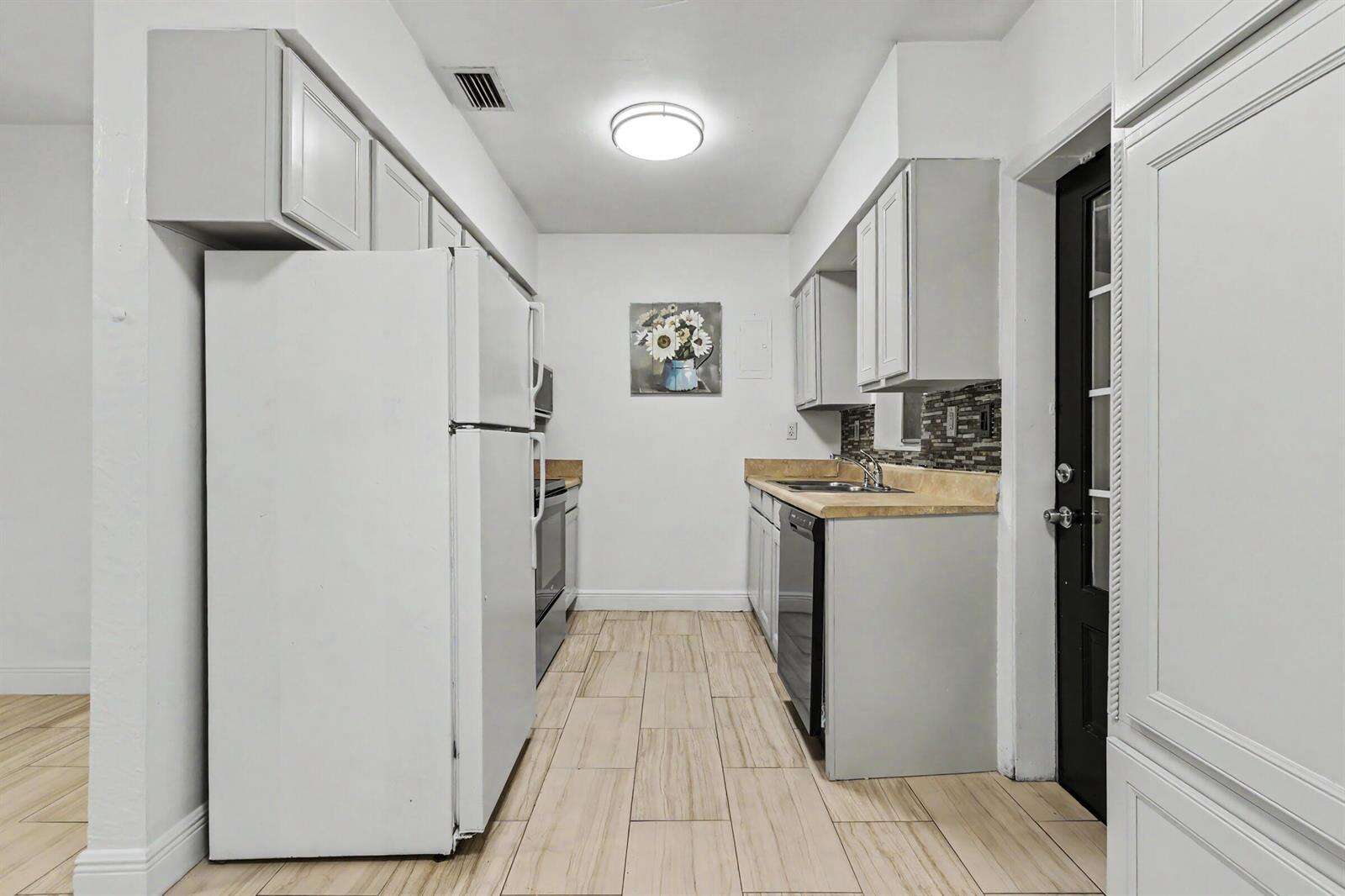 604 14th, Fort Lauderdale, FL 33304 - For Sale photo 14