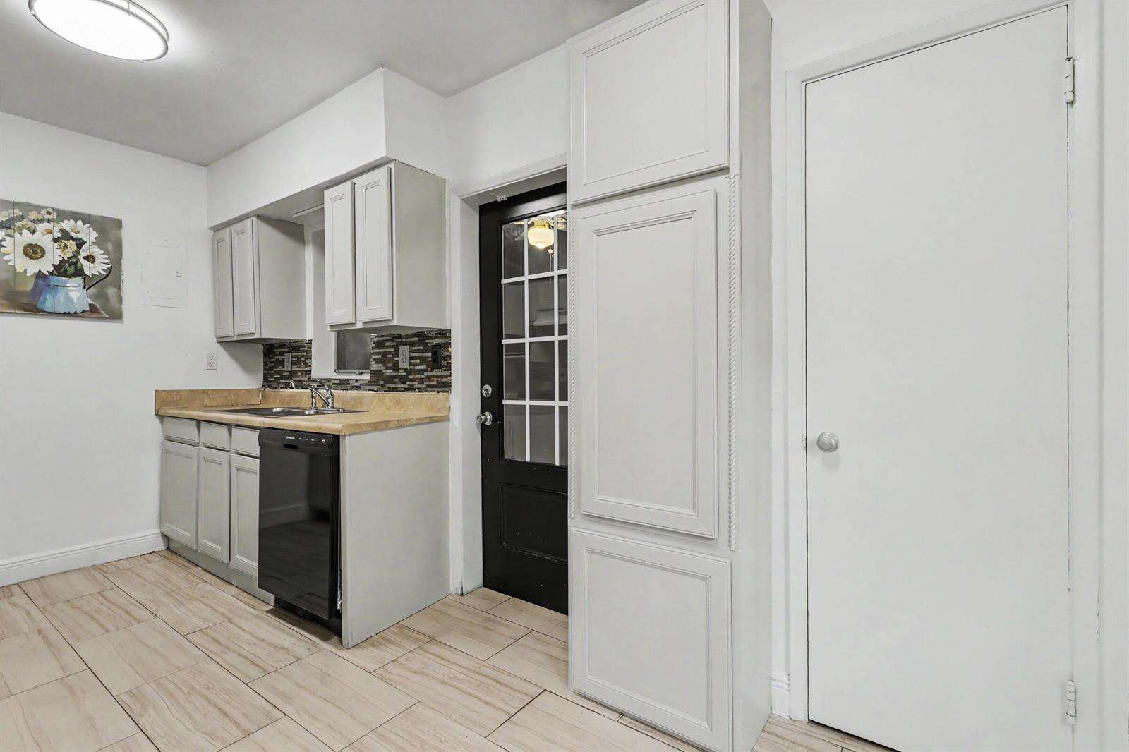 604 14th, Fort Lauderdale, FL 33304 - For Sale photo 15