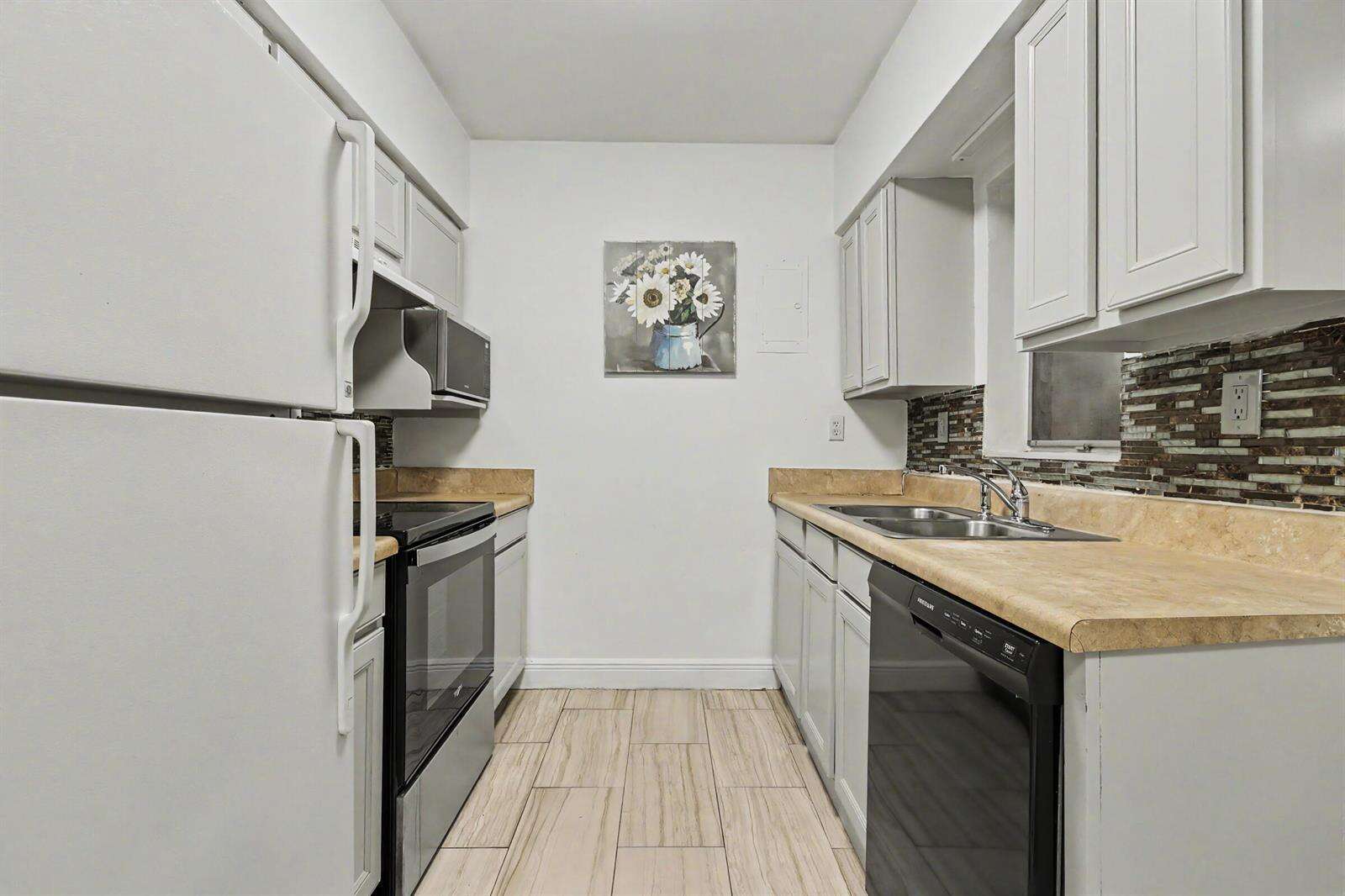 604 14th, Fort Lauderdale, FL 33304 - For Sale photo 17