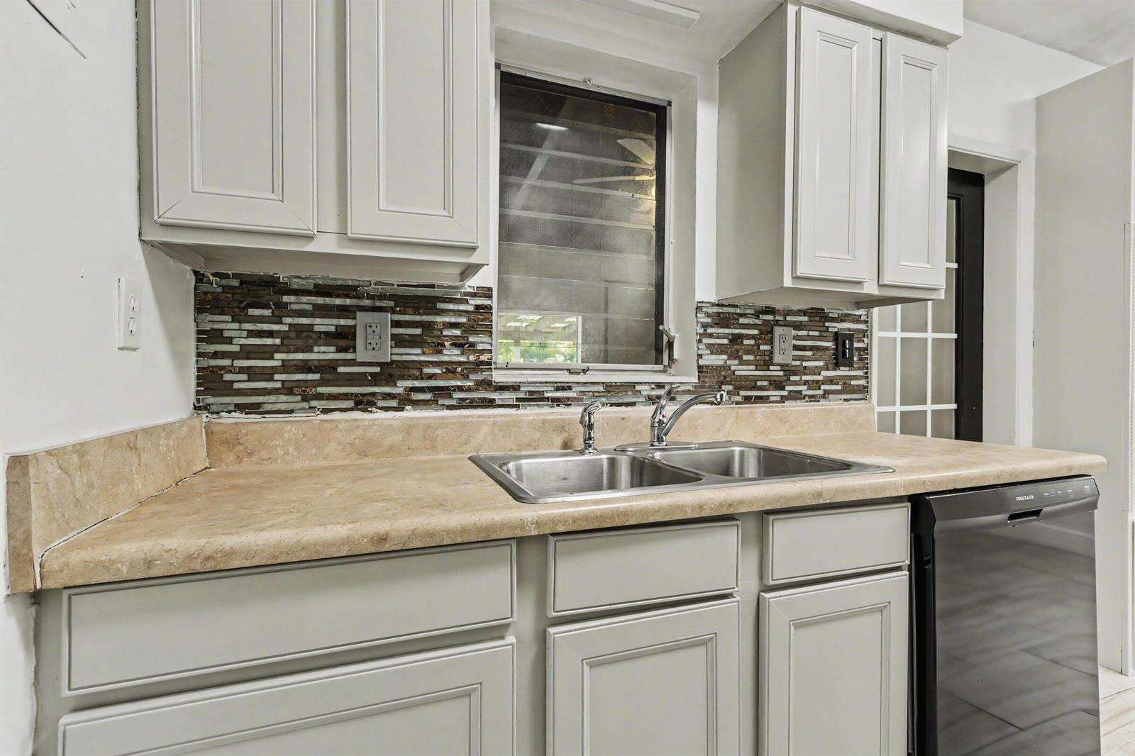 604 14th, Fort Lauderdale, FL 33304 - For Sale photo 19