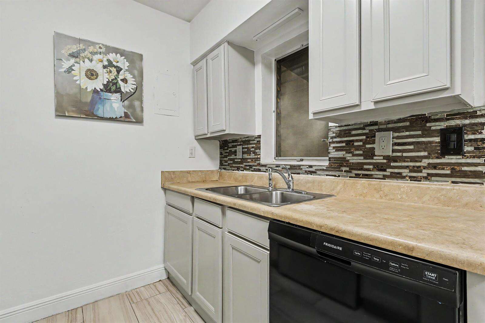 604 14th, Fort Lauderdale, FL 33304 - For Sale photo 22