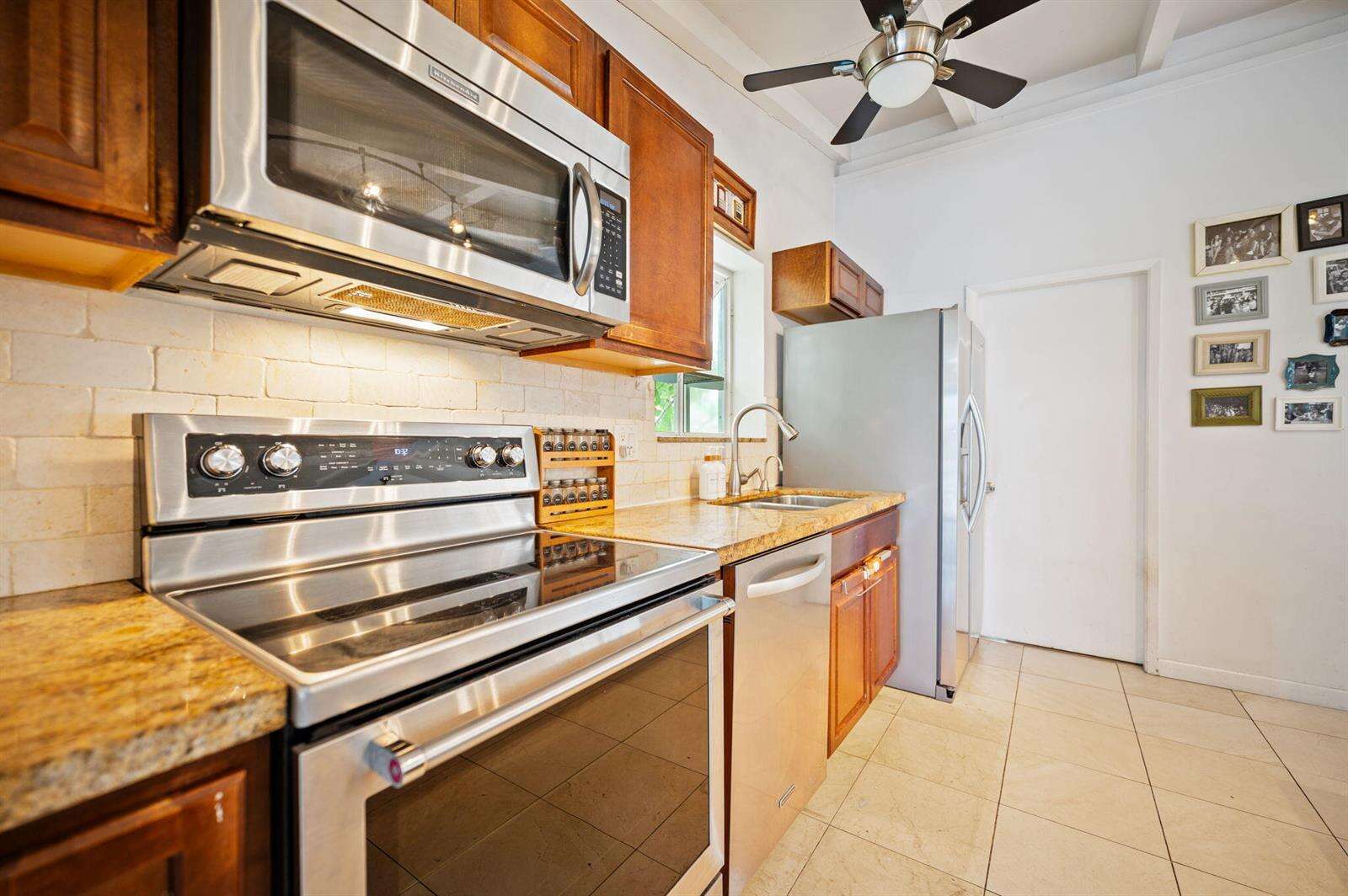 2625 Gulfstream, Fort Lauderdale, FL 33312 - For Sale photo 17