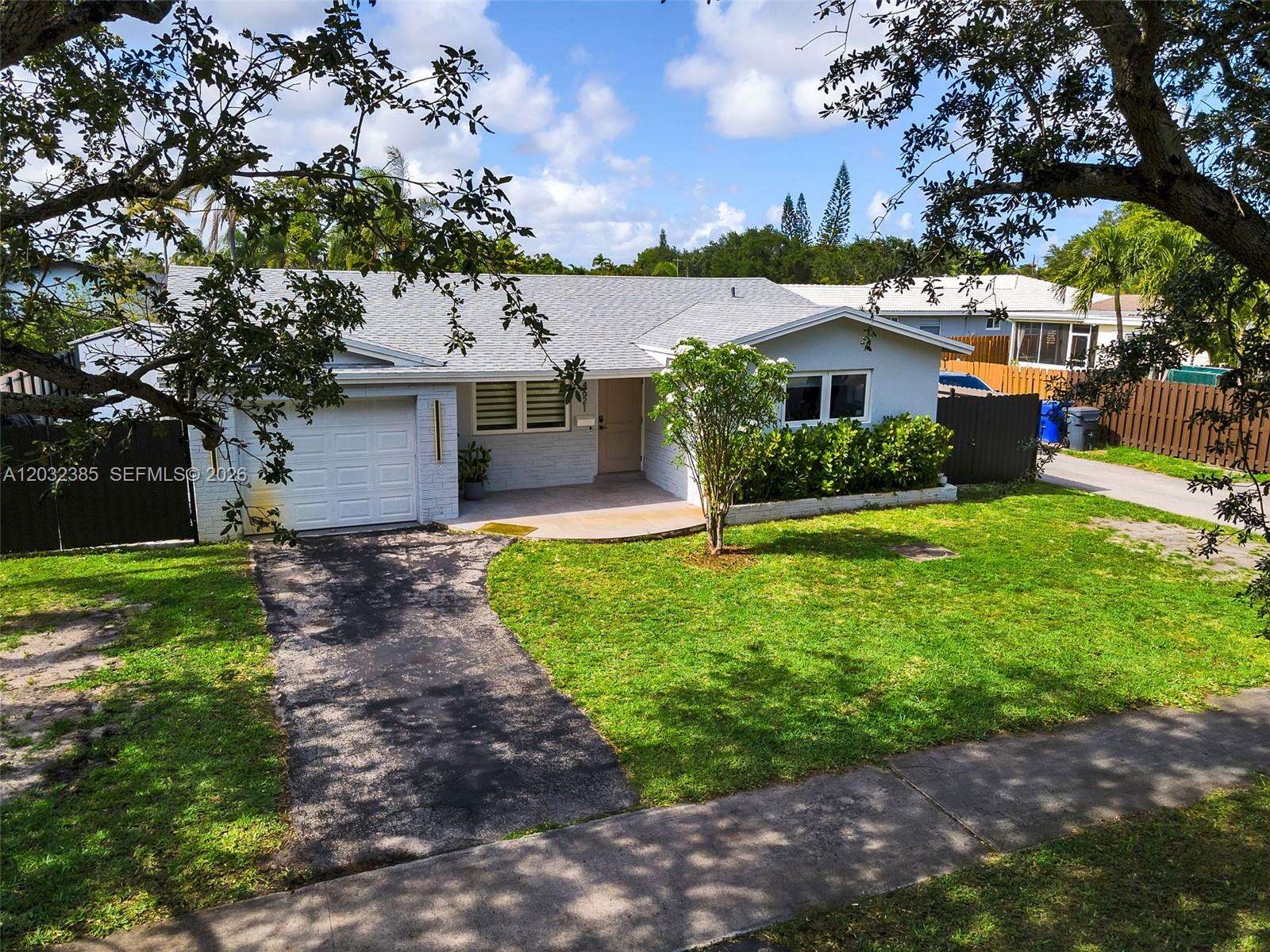 4621 Johnson St, Hollywood, FL 33021 - For Sale photo 1