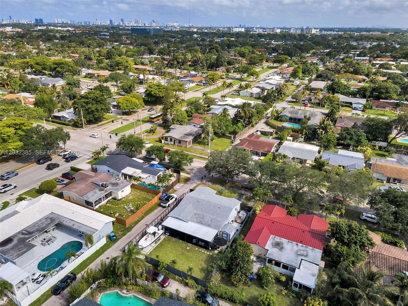 4621 Johnson St, Hollywood, FL 33021 - For Sale photo 4