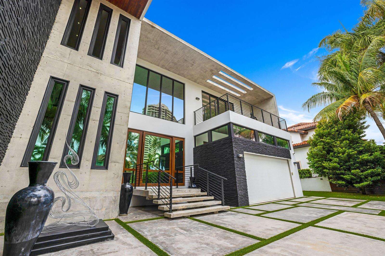 3462 171st, North Miami Beach, FL 33160 - For Sale photo 1