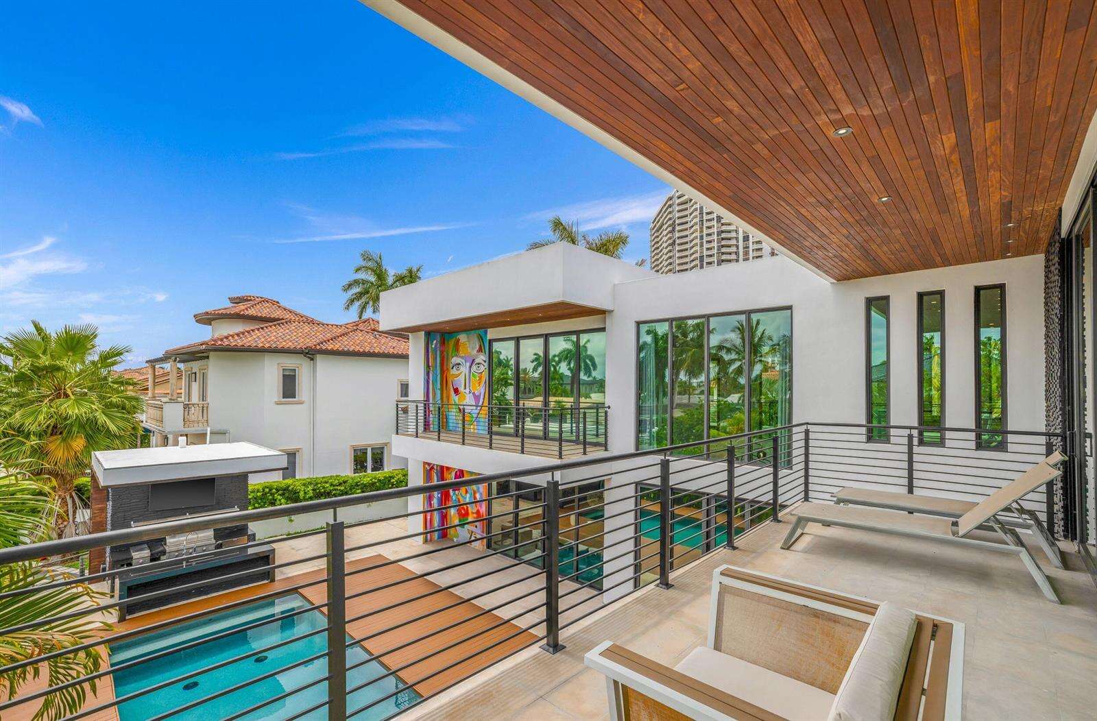 3462 171st, North Miami Beach, FL 33160 - For Sale photo 2
