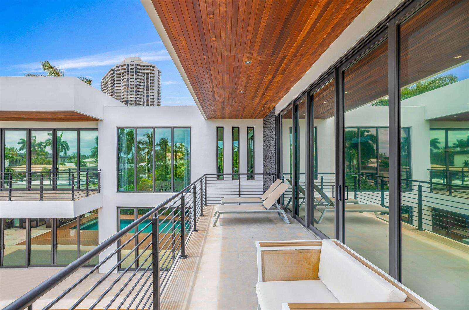 3462 171st, North Miami Beach, FL 33160 - For Sale photo 7