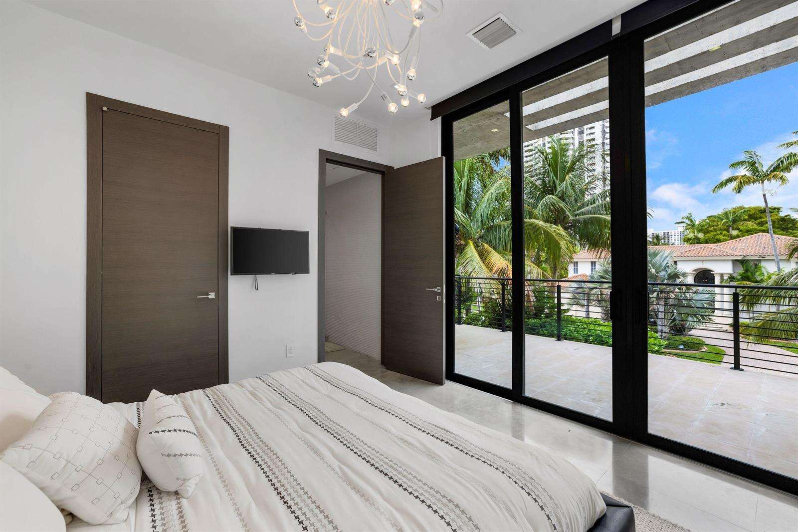 3462 171st, North Miami Beach, FL 33160 - For Sale photo 62