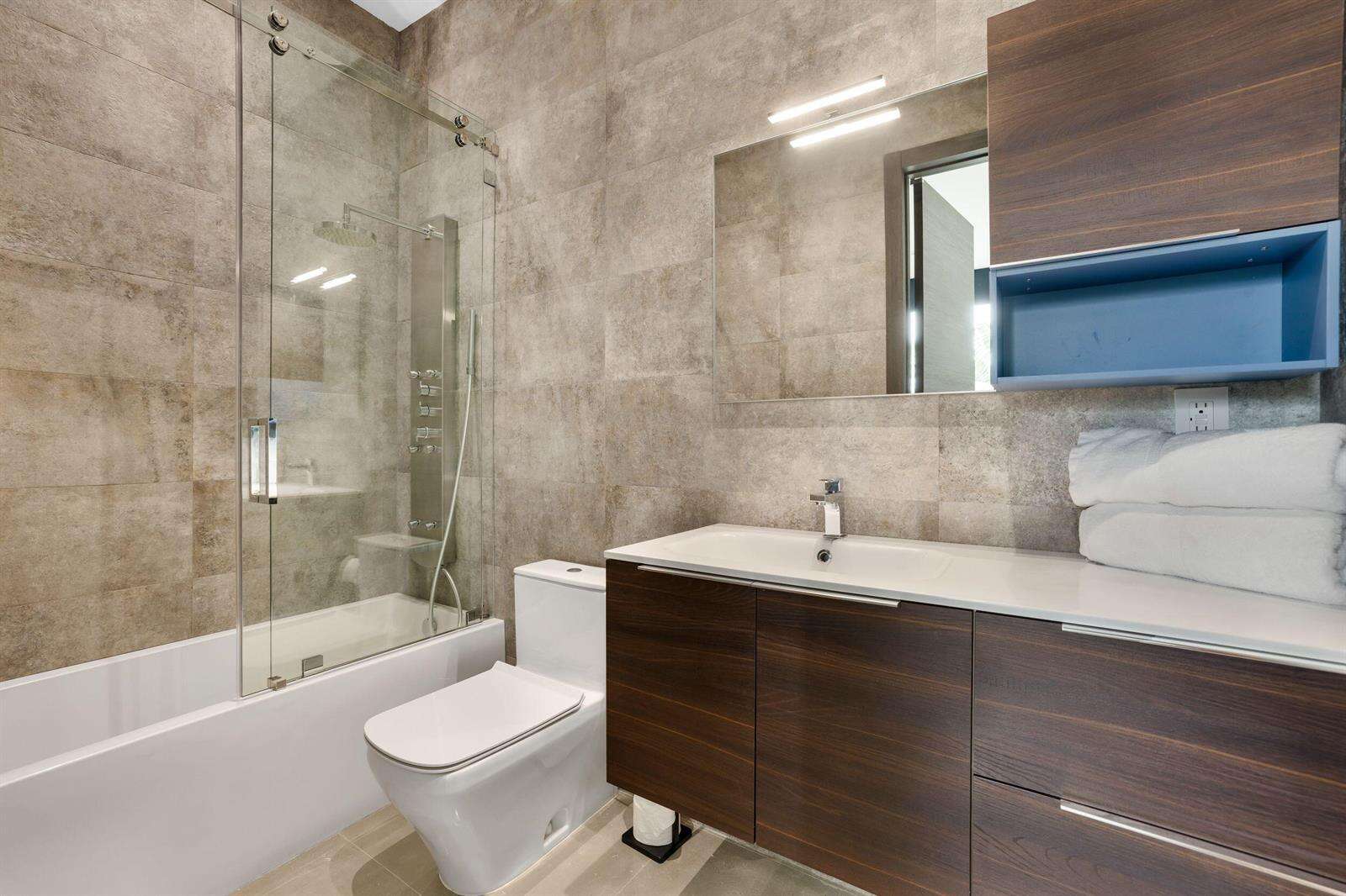 3462 171st, North Miami Beach, FL 33160 - For Sale photo 84