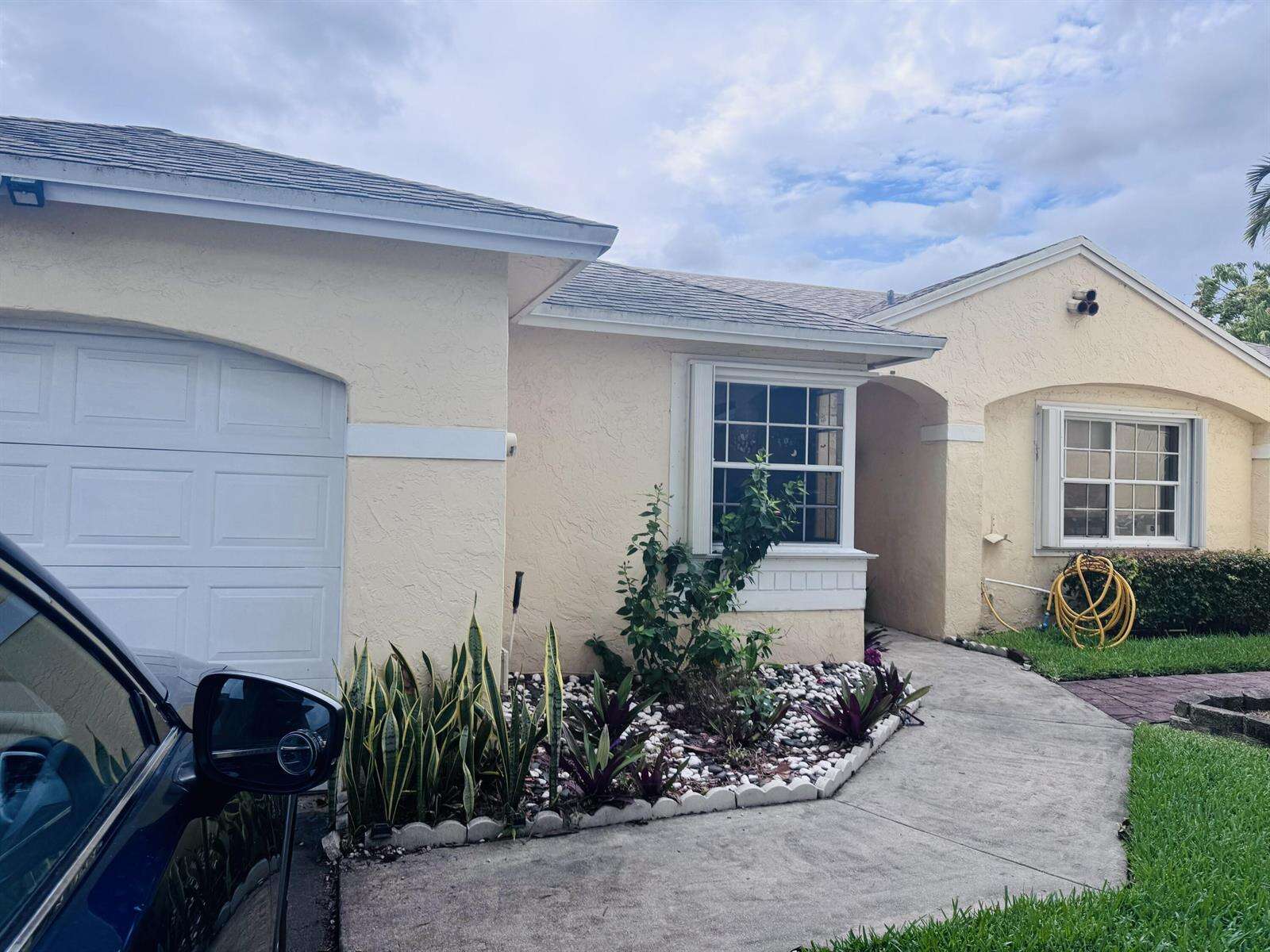 11747 12th, Pembroke Pines, FL 33026 - For Sale photo 1