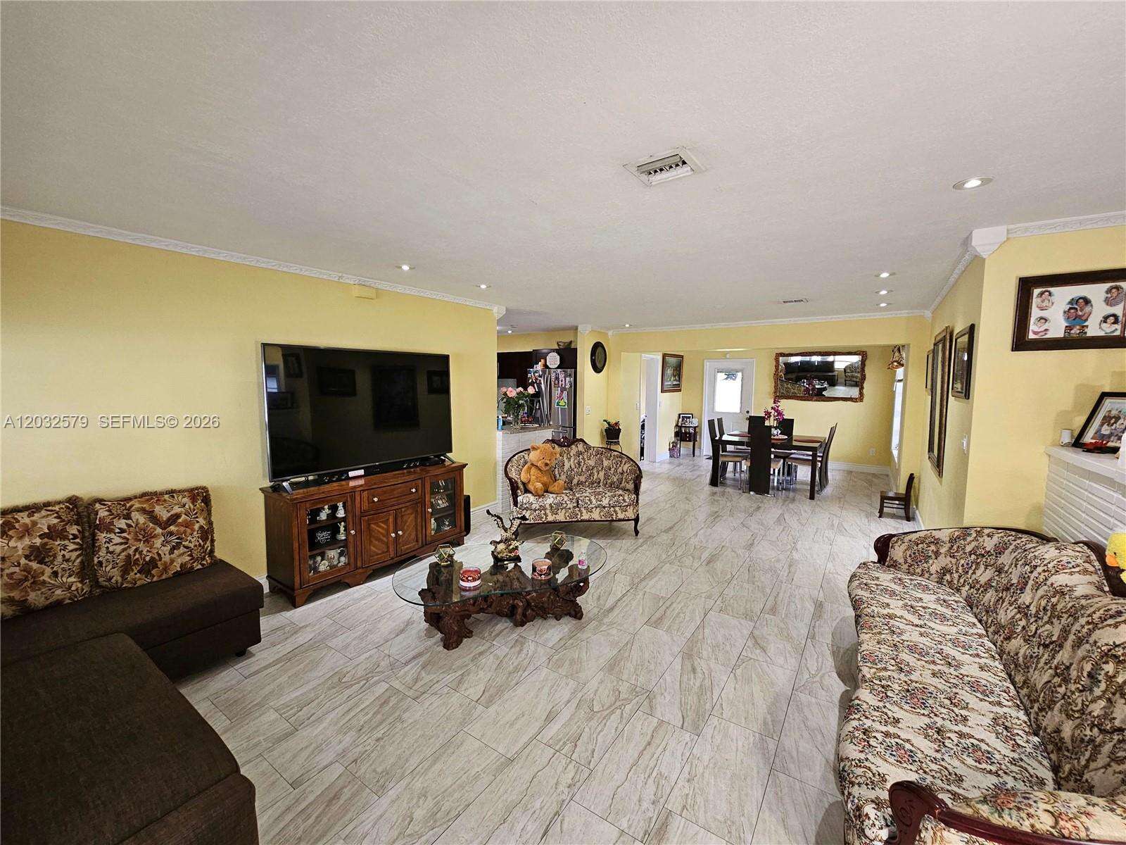 7470 Polk St, Hollywood, FL 33024 - For Sale photo 5