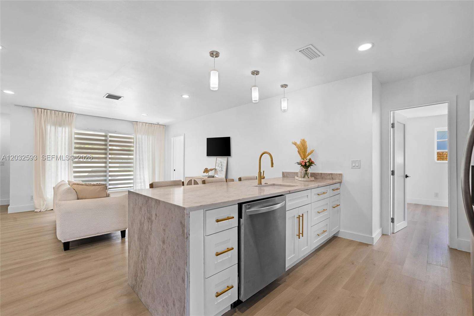 2101 56th Ave, Hollywood, FL 33021 - For Sale photo 14