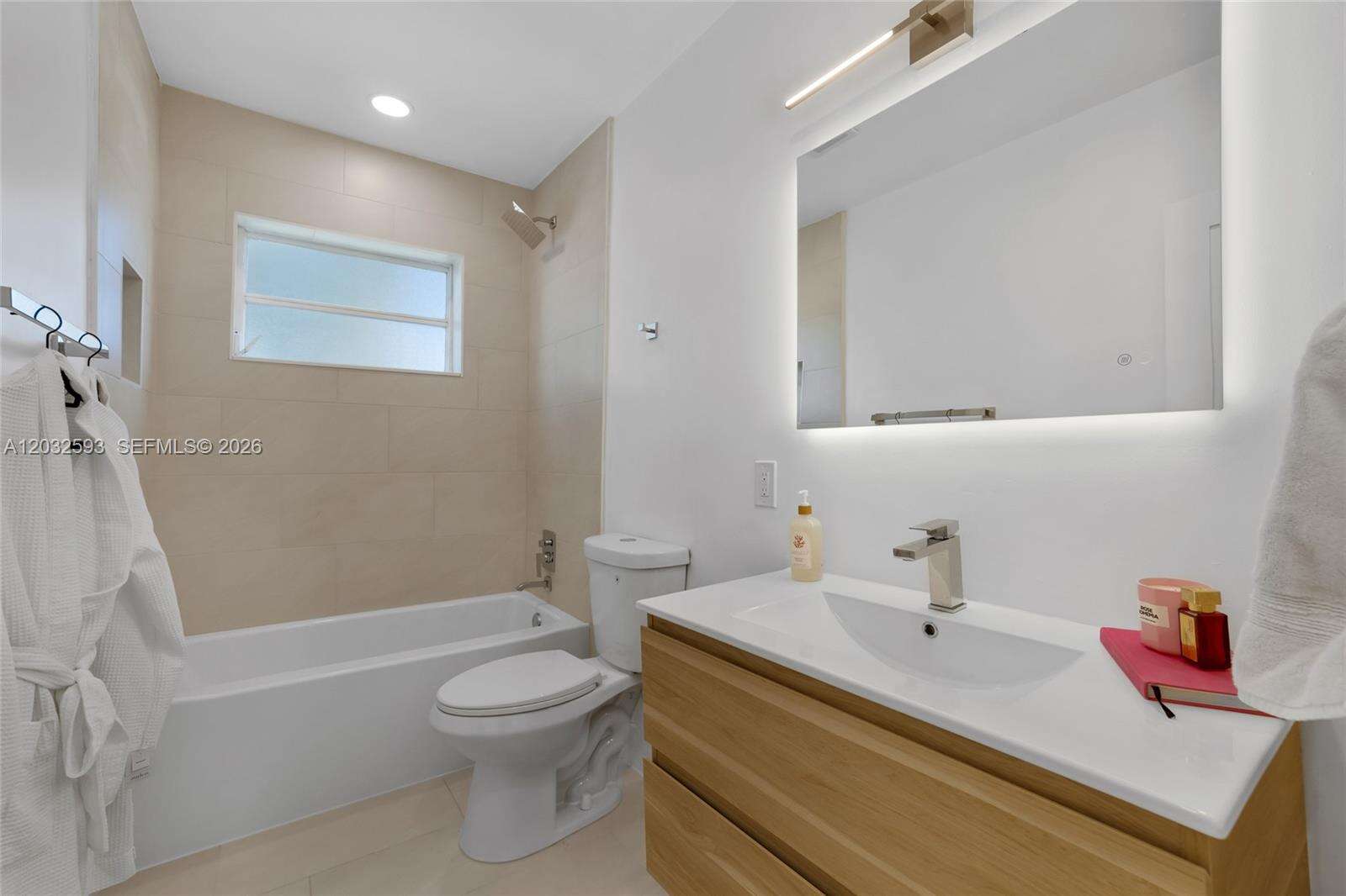 2101 56th Ave, Hollywood, FL 33021 - For Sale photo 23