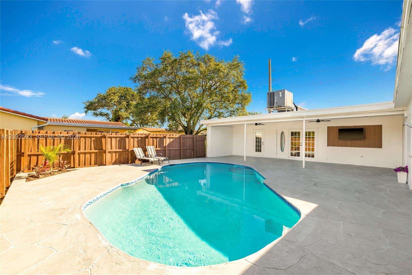 2101 56th Ave, Hollywood, FL 33021 - For Sale photo 47