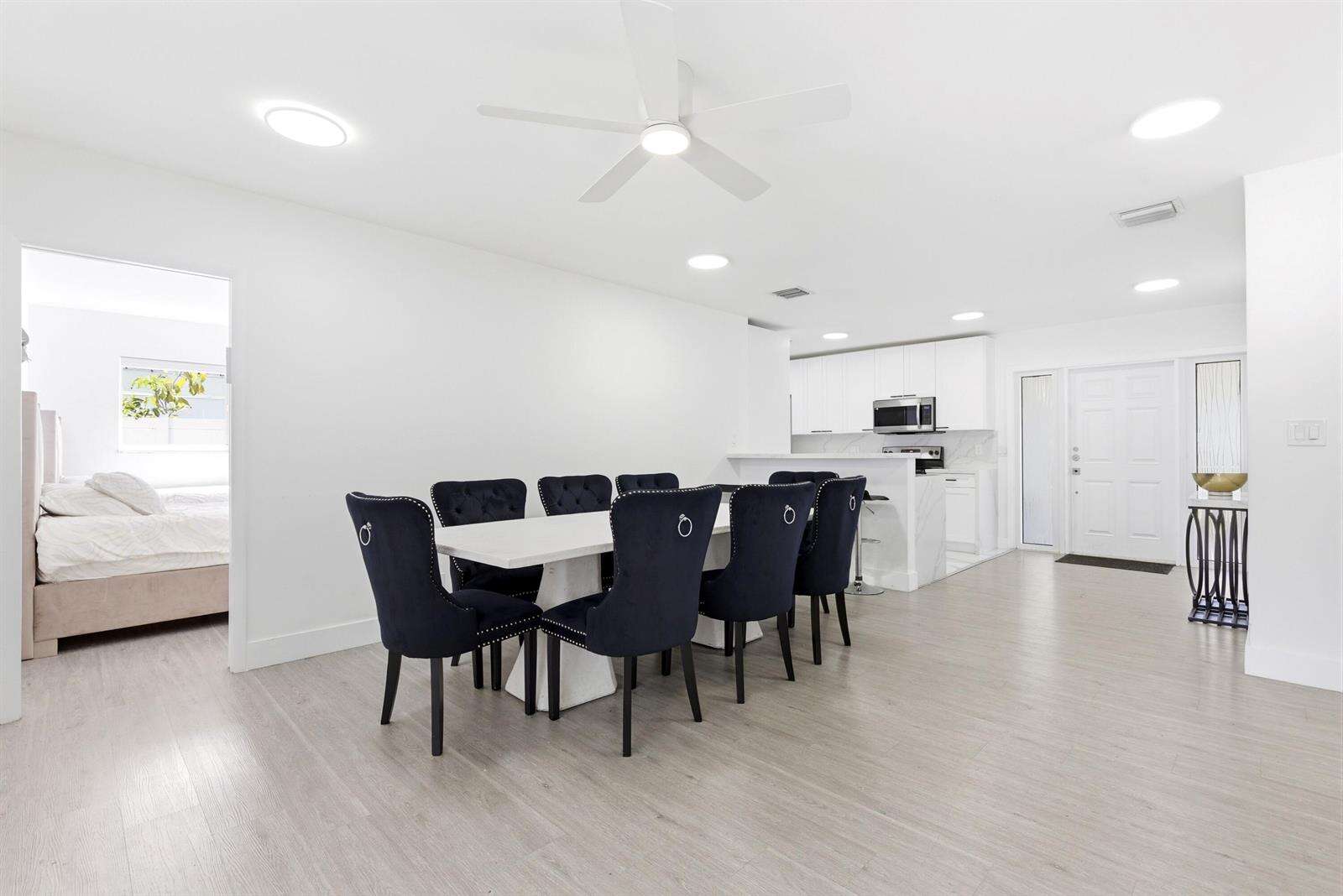 6444 Oak, Hollywood, FL 33024 - For Sale photo 12