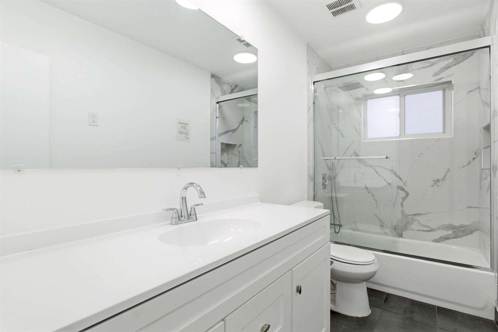 6444 Oak, Hollywood, FL 33024 - For Sale photo 18