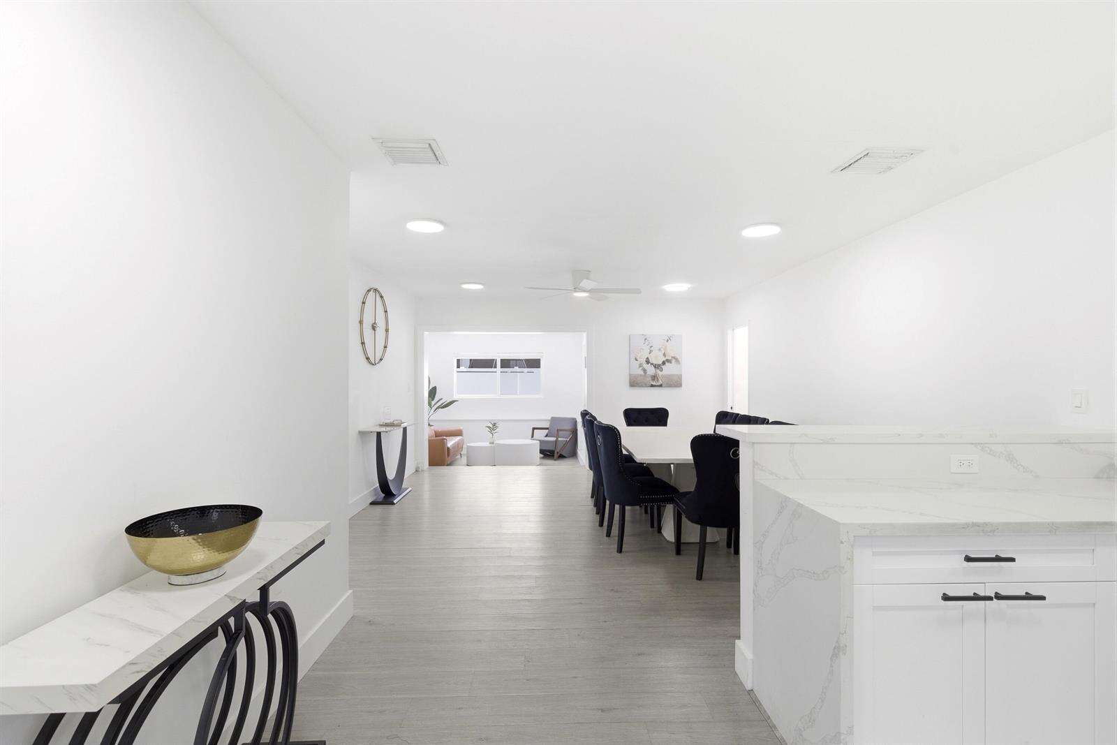 6444 Oak, Hollywood, FL 33024 - For Sale photo 3