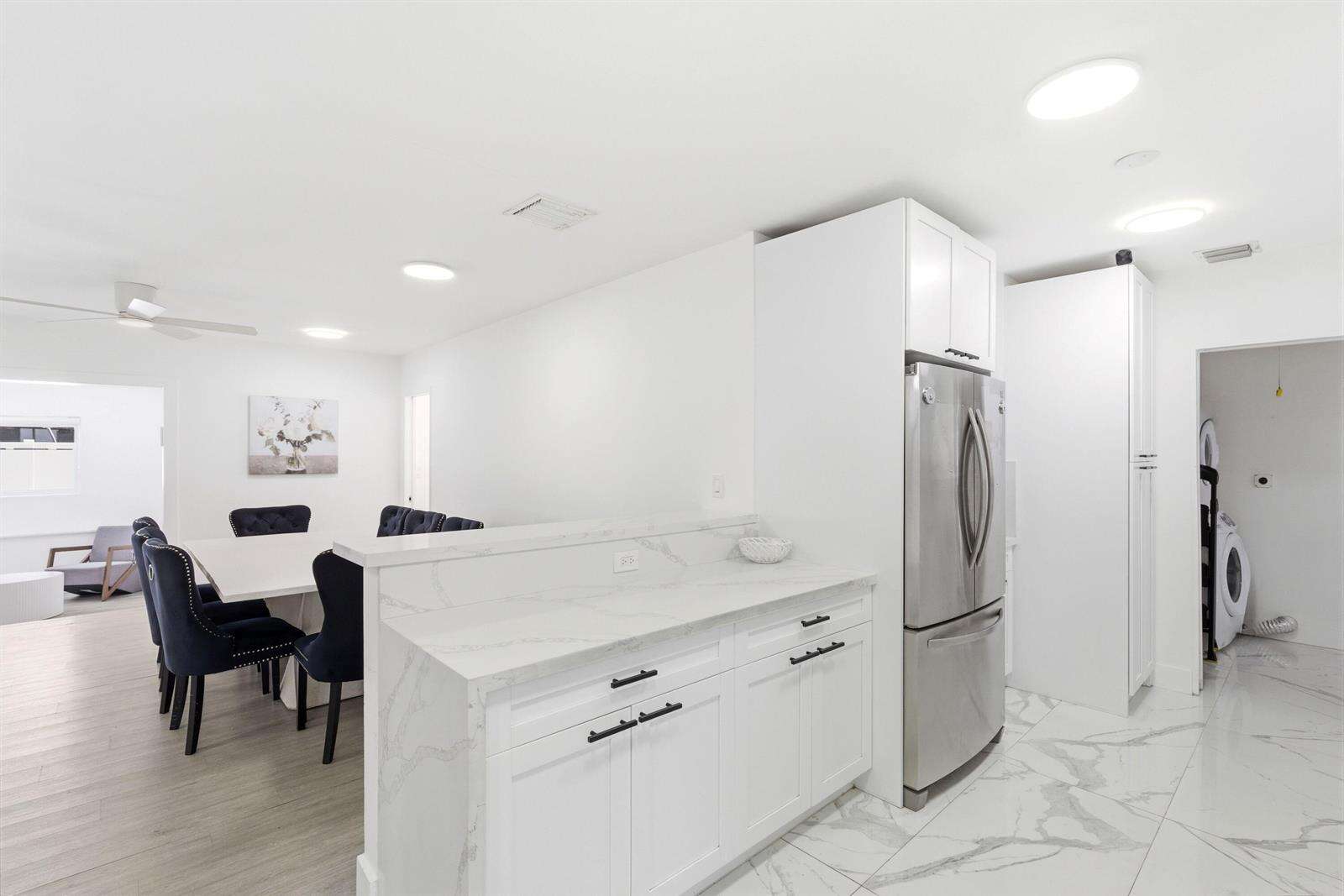 6444 Oak, Hollywood, FL 33024 - For Sale photo 5