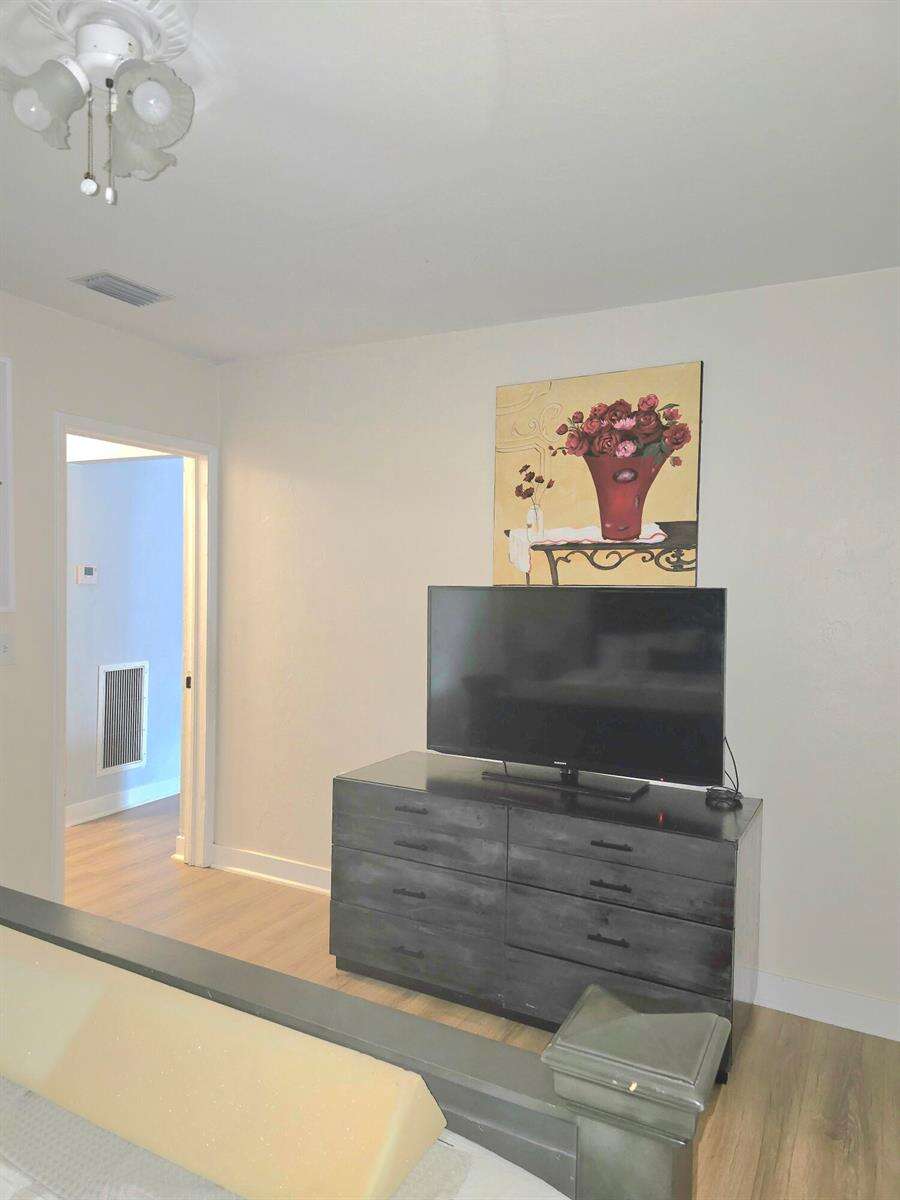 2032 Fillmore, Hollywood, FL 33020 - For Sale photo 12